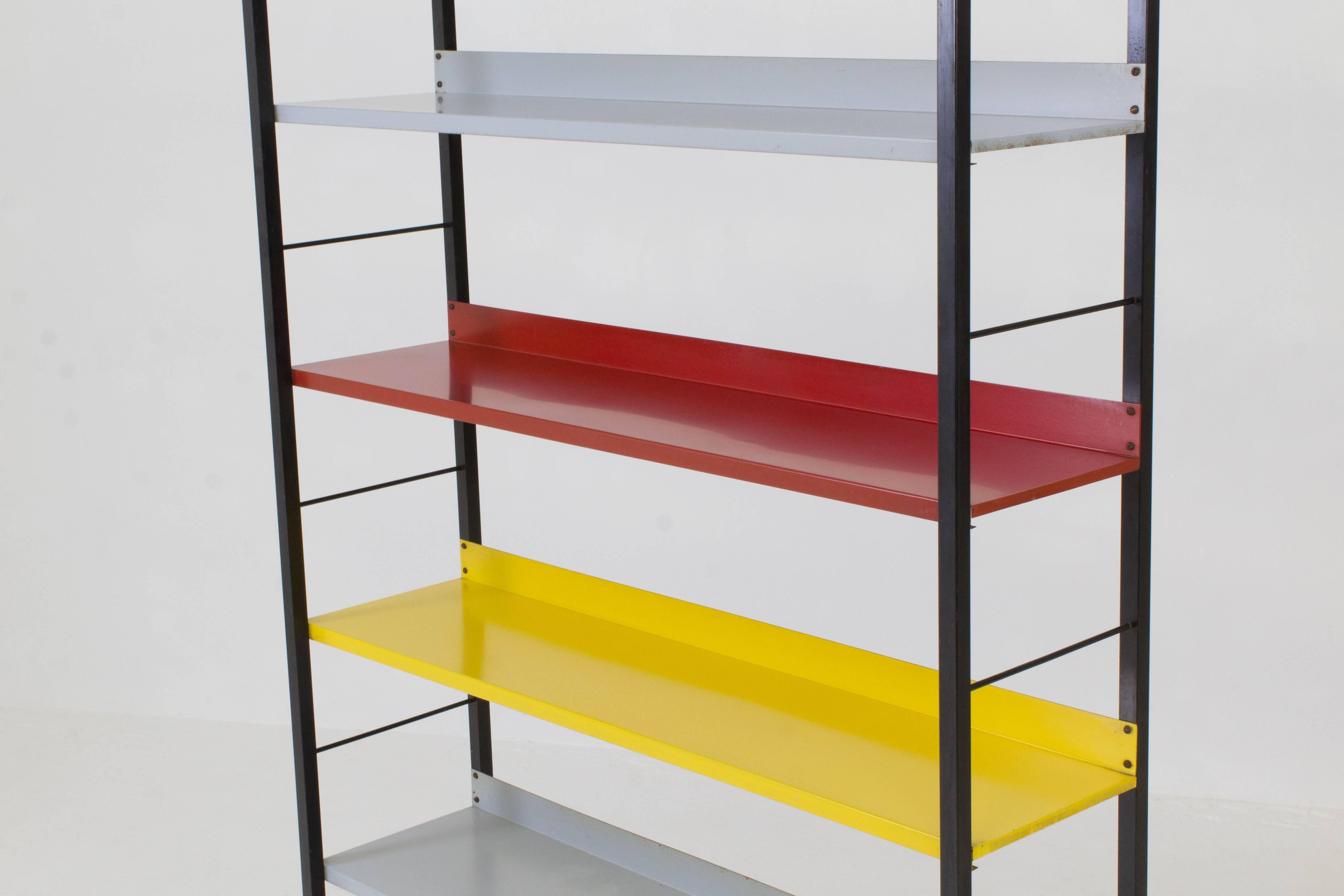 Mid-Century Modern Multicolored Metal Standing Bookshelf by Tomado, 1950s In Good Condition In Amsterdam, NL