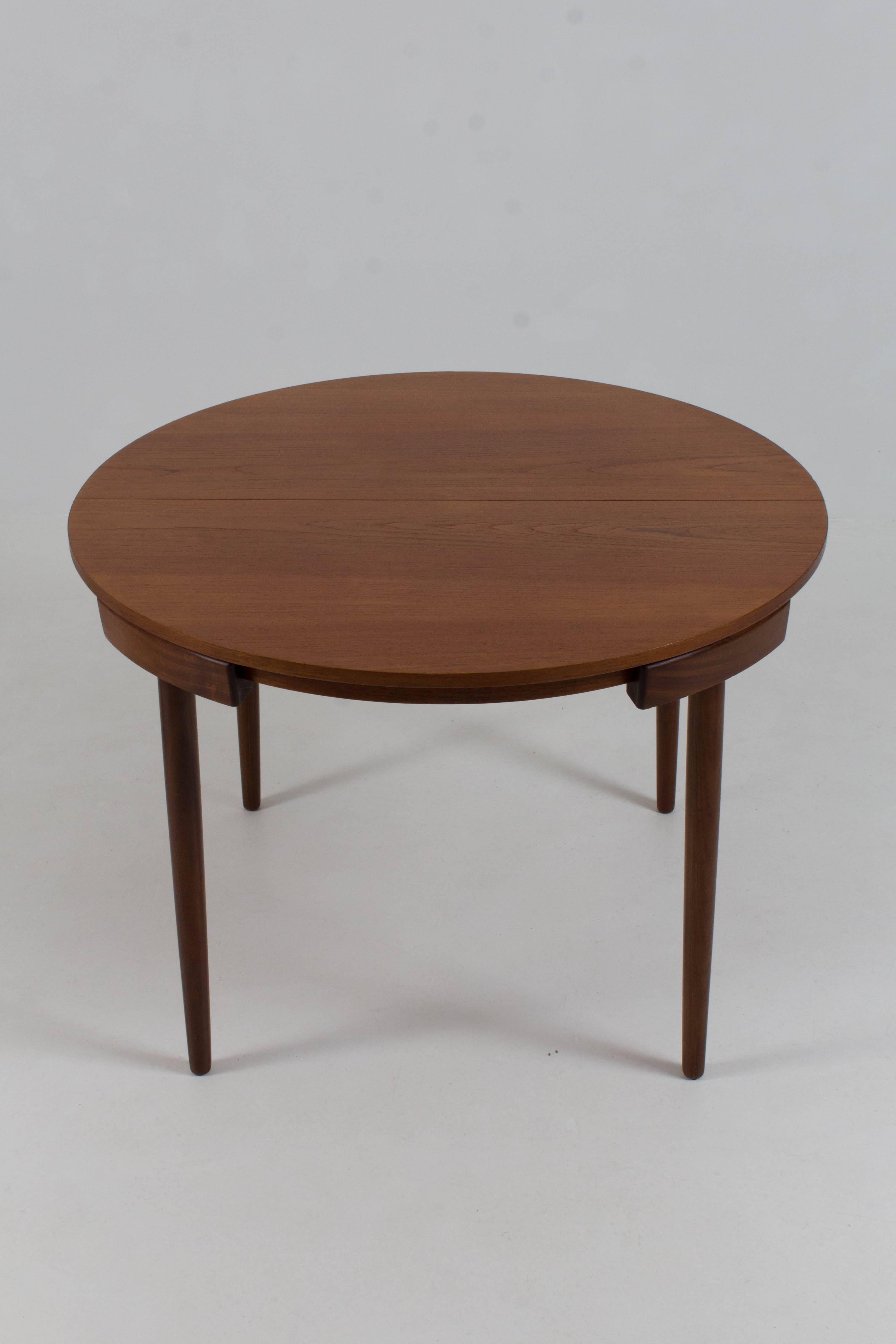 Hans Olsen Roundette Teak Dining Set for Frem Røjle, Denmark, 1960s In Good Condition In Amsterdam, NL