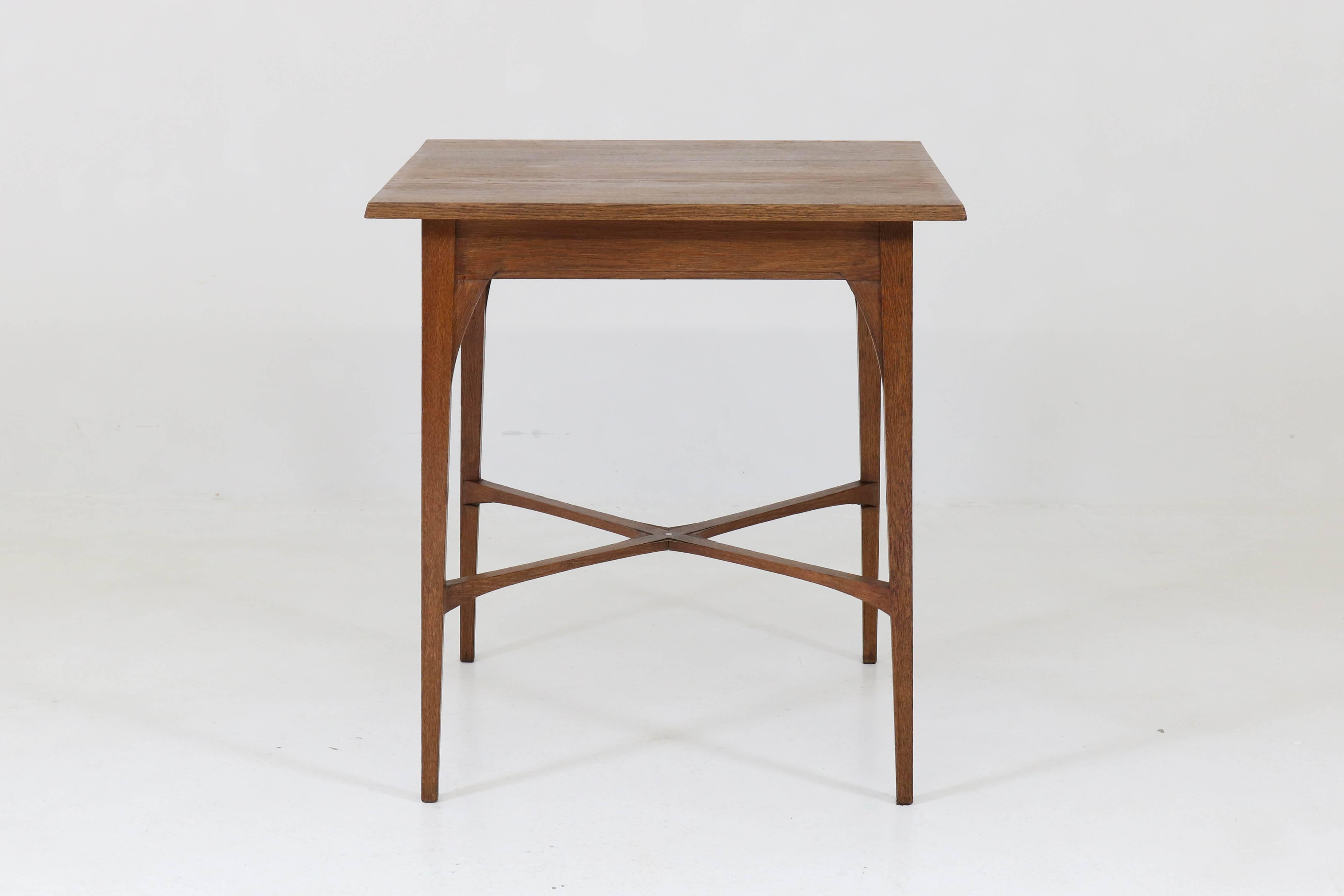 Dutch Oak Arts & Crafts Occasional Table by J.A. Huizinga, 1900s In Good Condition In Amsterdam, NL