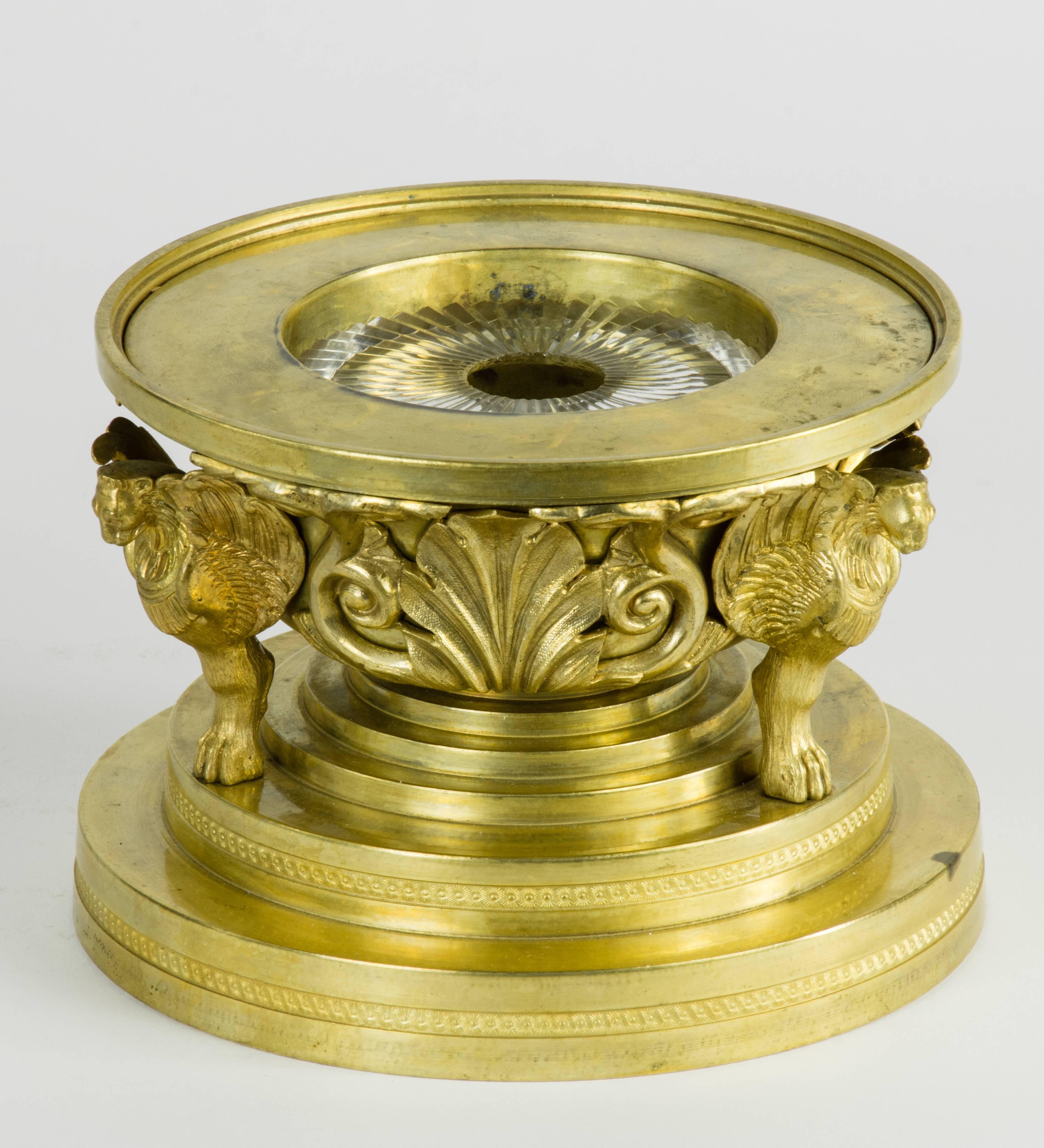 English Neoclassical Tripod Brass Lamp with Lionfoot Base, circa 1900 For Sale