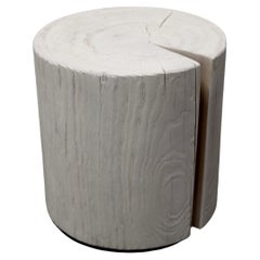 Tabouret Hono lavé à la chaux blanc