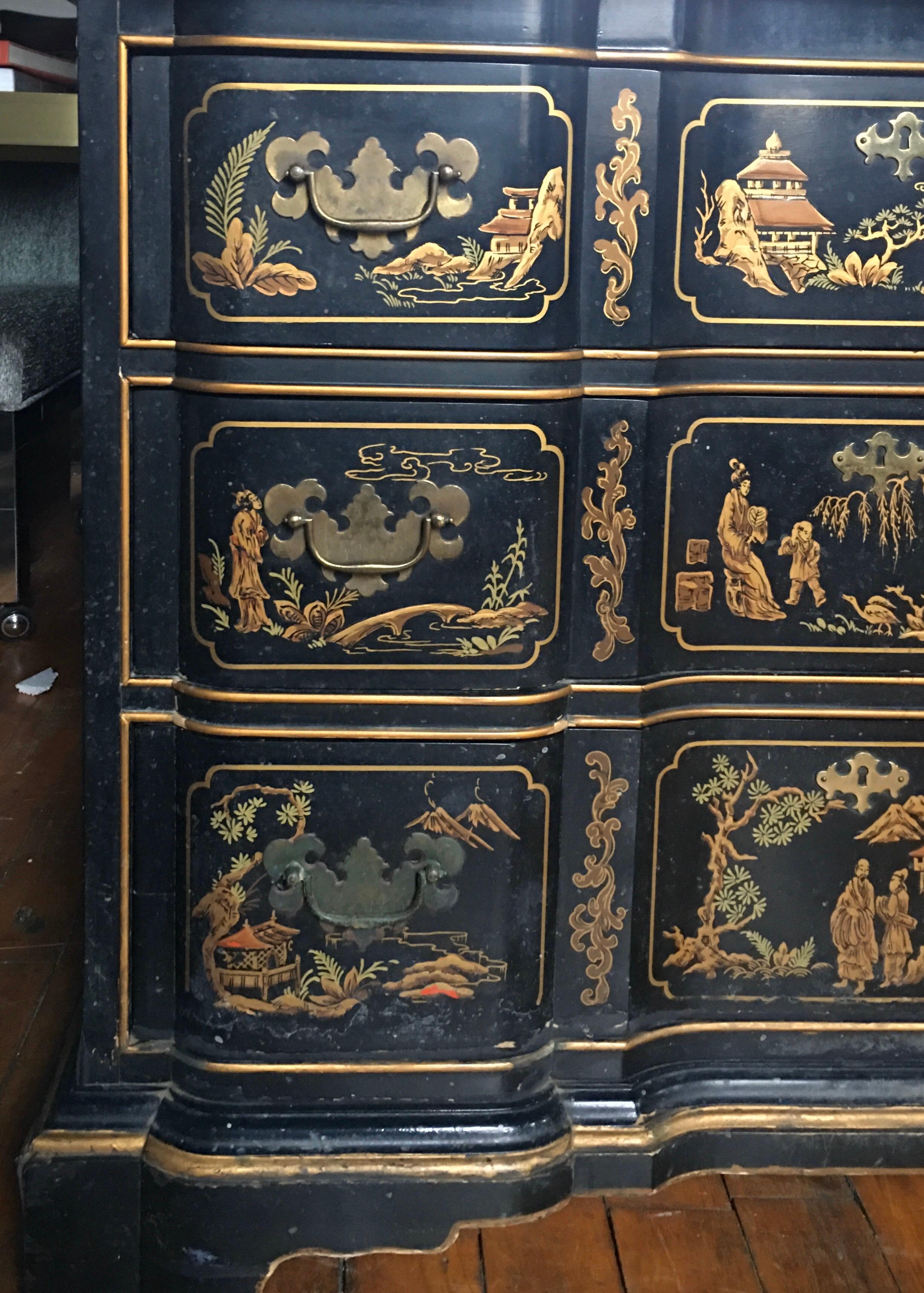 Chinoiserie Asian Style Serpentine Chest Dresser and Wall Mirror Set by Drexel In Good Condition In Lambertville, NJ