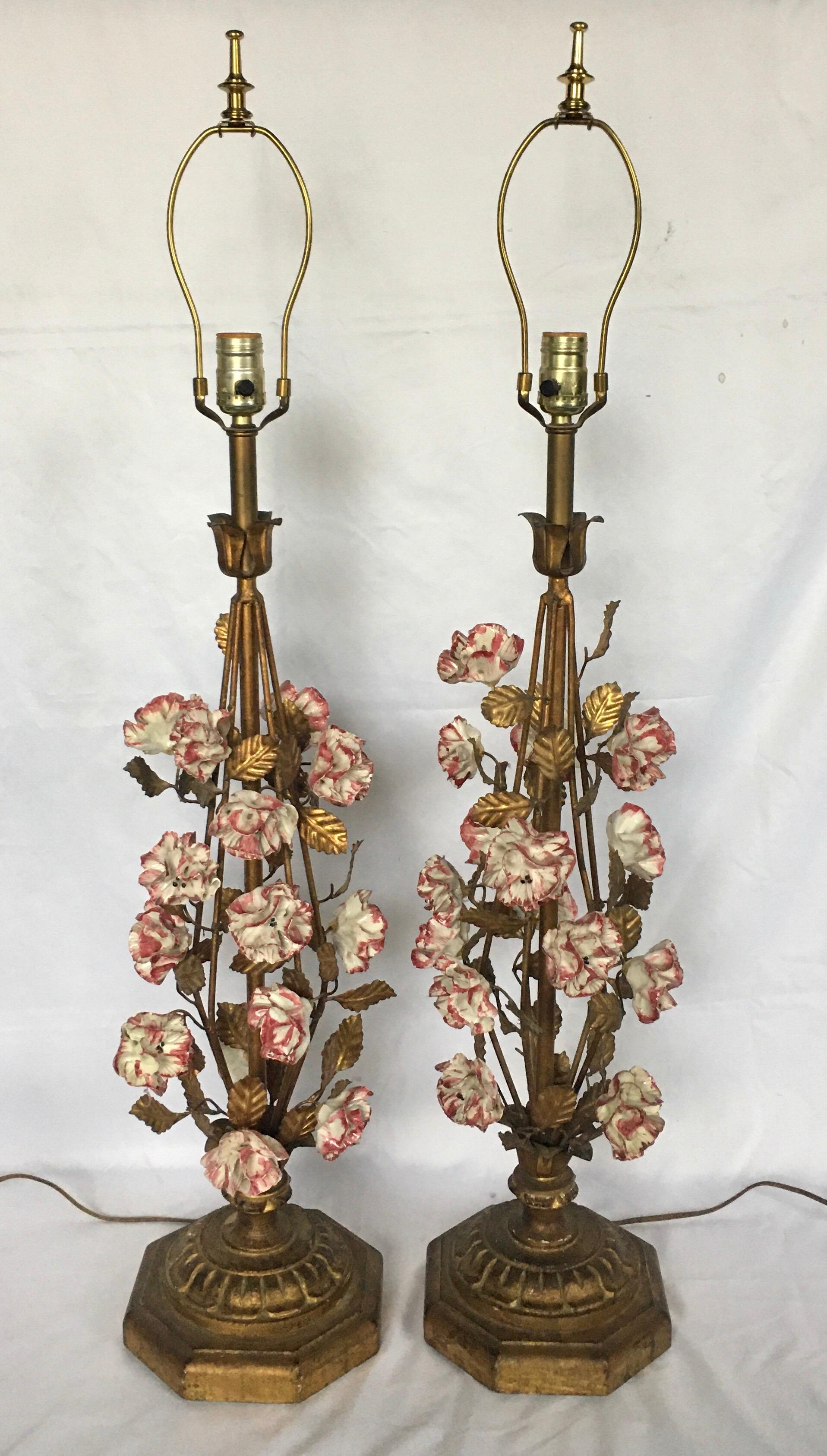 Hollywood Regency Giltwood Tole Floral Table Lamps, Italy  8