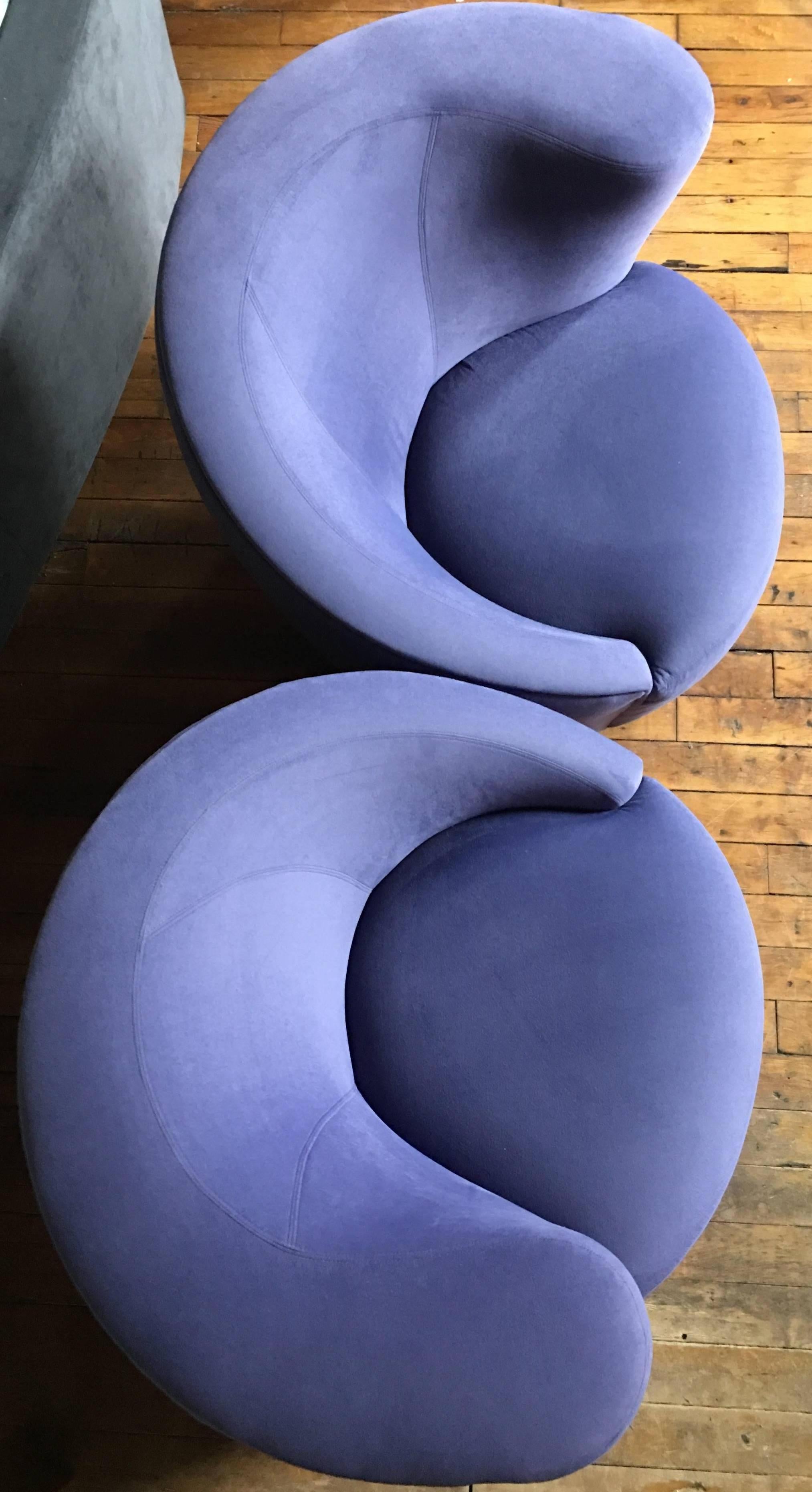 Mid-Century Modern Vladimir Kagan Nautilus Swivel Lounge Chairs for Weiman Preview