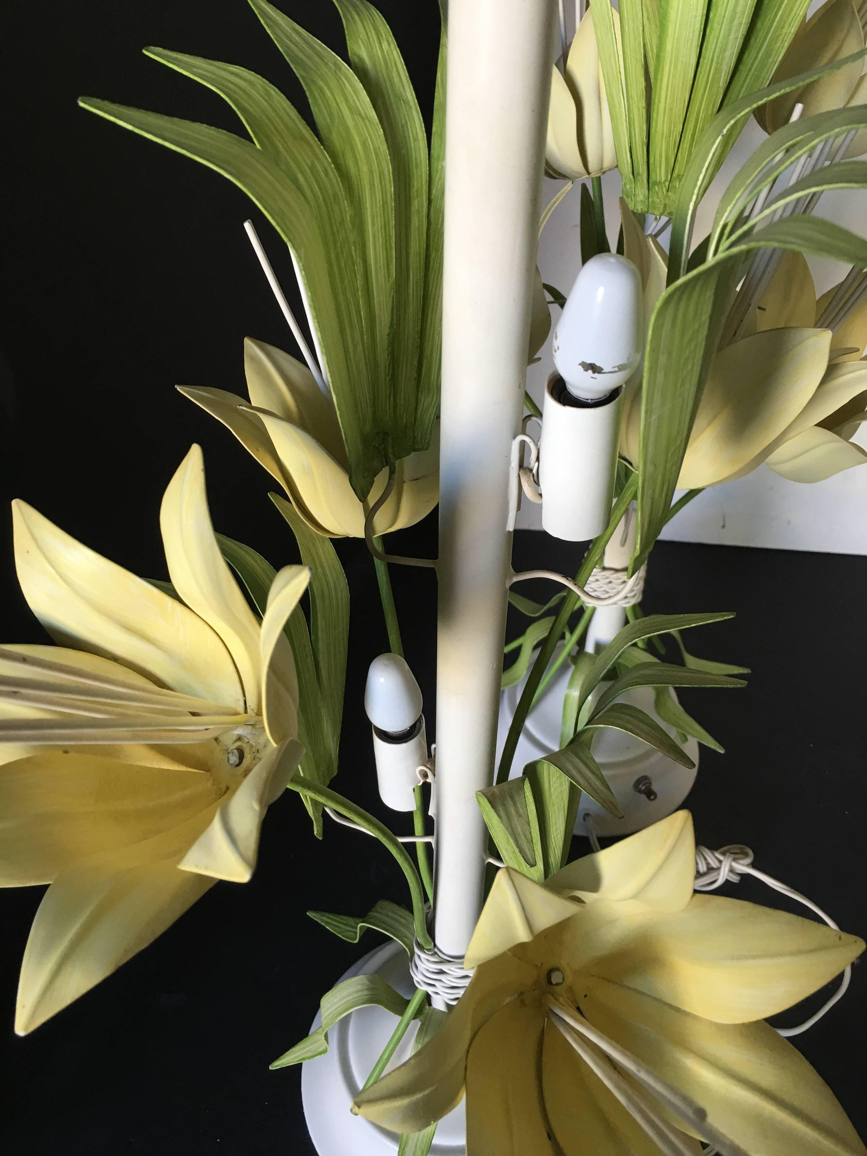 Mid-Century Sculptural Tole Flower Lamps In Good Condition In Lambertville, NJ