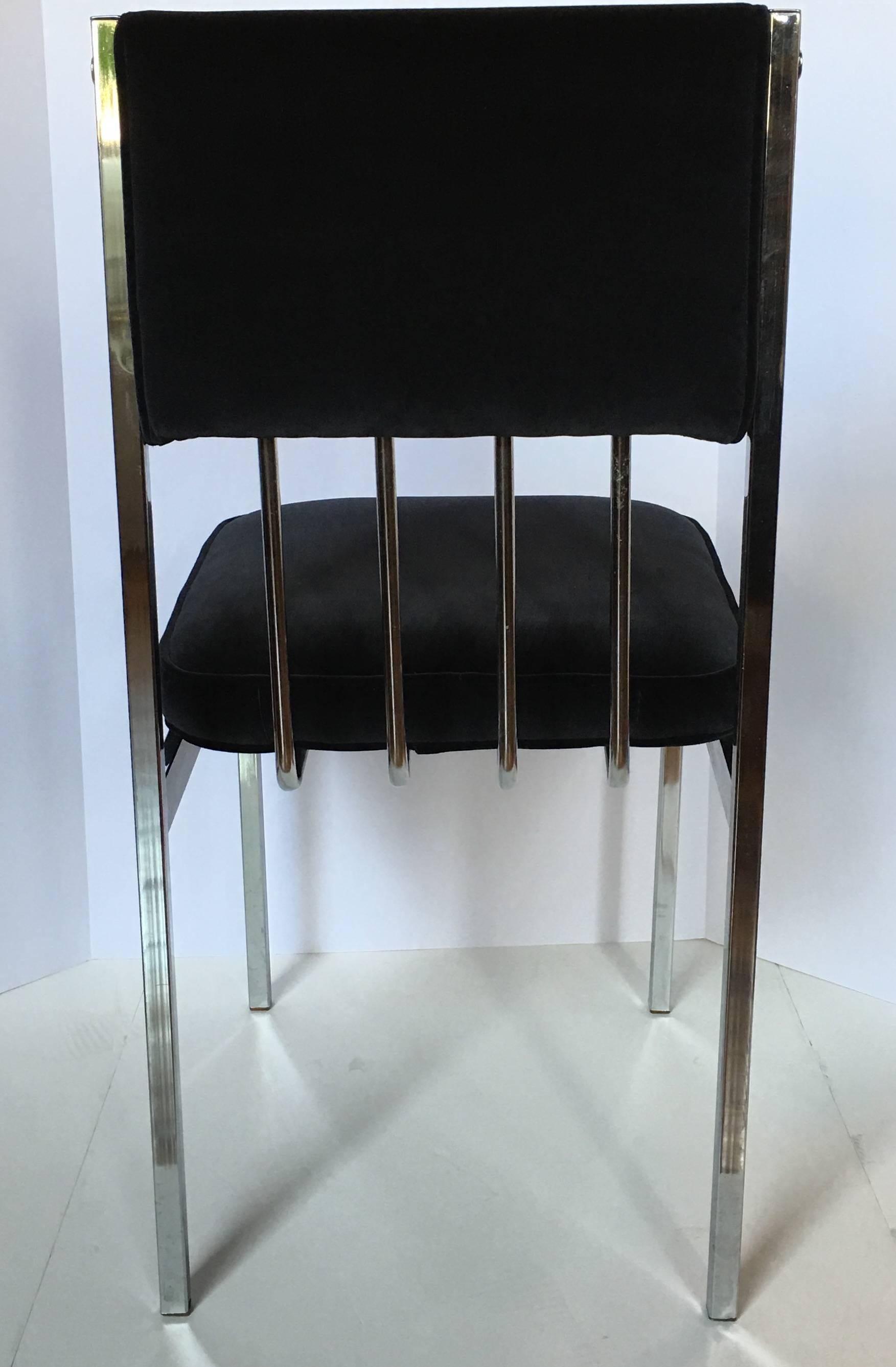 Milo Baughman Style Mid-Century Modern Tubular Chrome Dining Chairs, 1970er Jahre  (Moderne der Mitte des Jahrhunderts) im Angebot