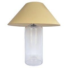 Lámpara de mesa con pantalla de cristal transparente soplado a mano, modelo 999 de John Saladino, de alrededor de la década de 1970