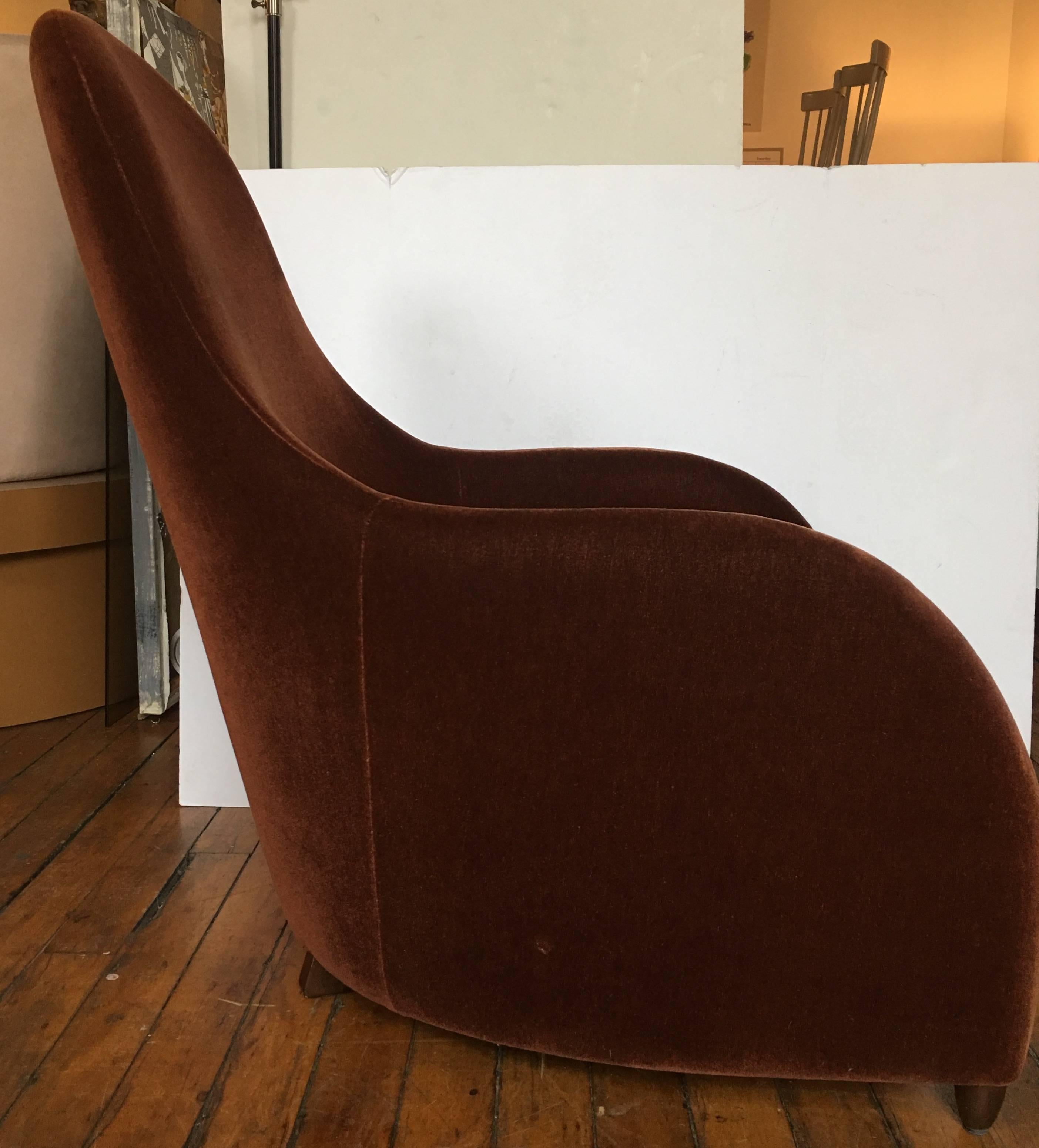 Classical sculptural modern lounge chair designed by Mitchell Pickard for Brueton Industries. Flowing and curved frame features original brown tone mohair upholstery. Original upholstery label, dated 2009.

Pair available. Please see other listings.