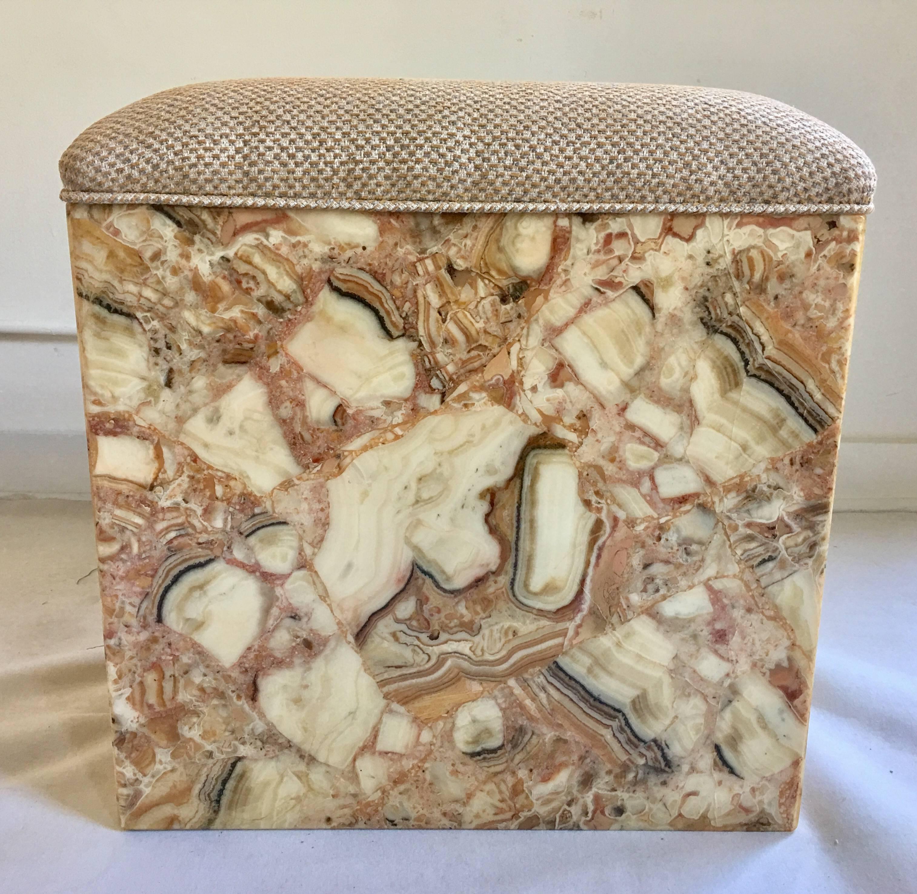 Mid-Century Modern custom onyx and resin rectangular form bench or ottoman. Base features onyx/stone veneers set in high gloss resin. The seat has been newly upholstered in an Italian Kravet fabric.
 