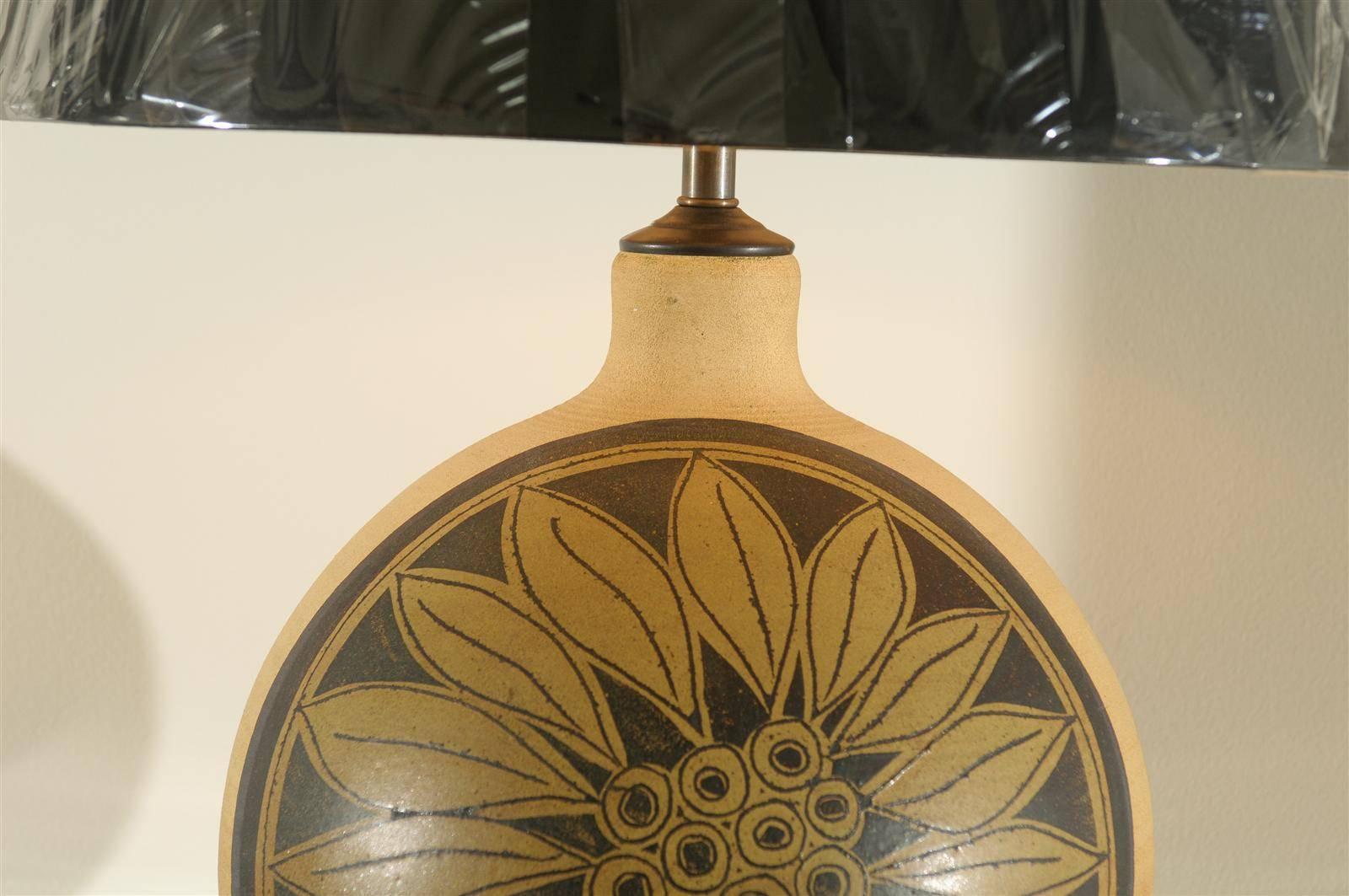 Spectacular Restored Pair of Vintage Ceramic Sun and Sunflower Lamps, circa 1960 For Sale 3