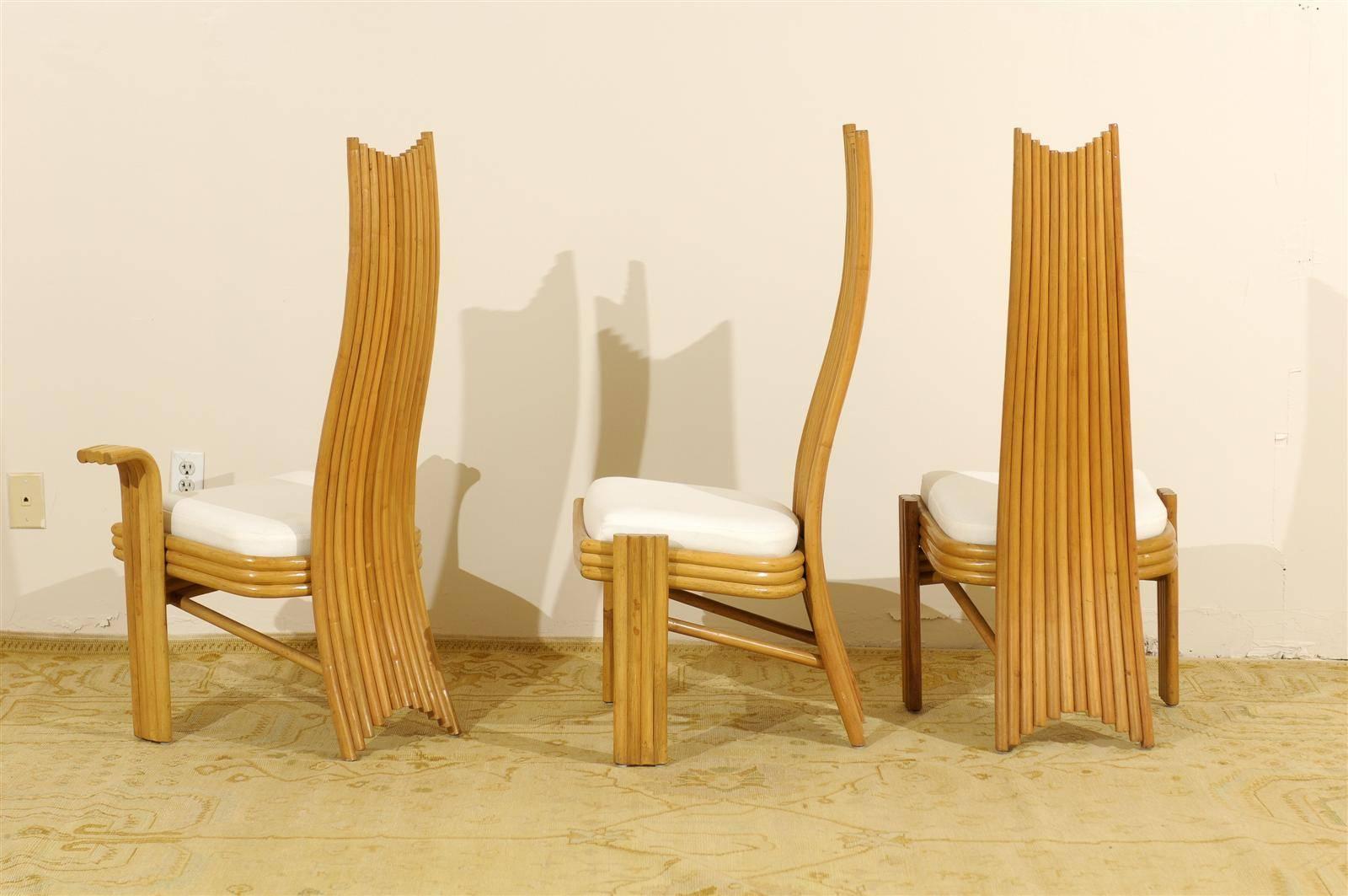 Exquisiter Satz von sechs modernen Rattan-Esszimmerstühlen im Mackintosh-Stil im Angebot 1