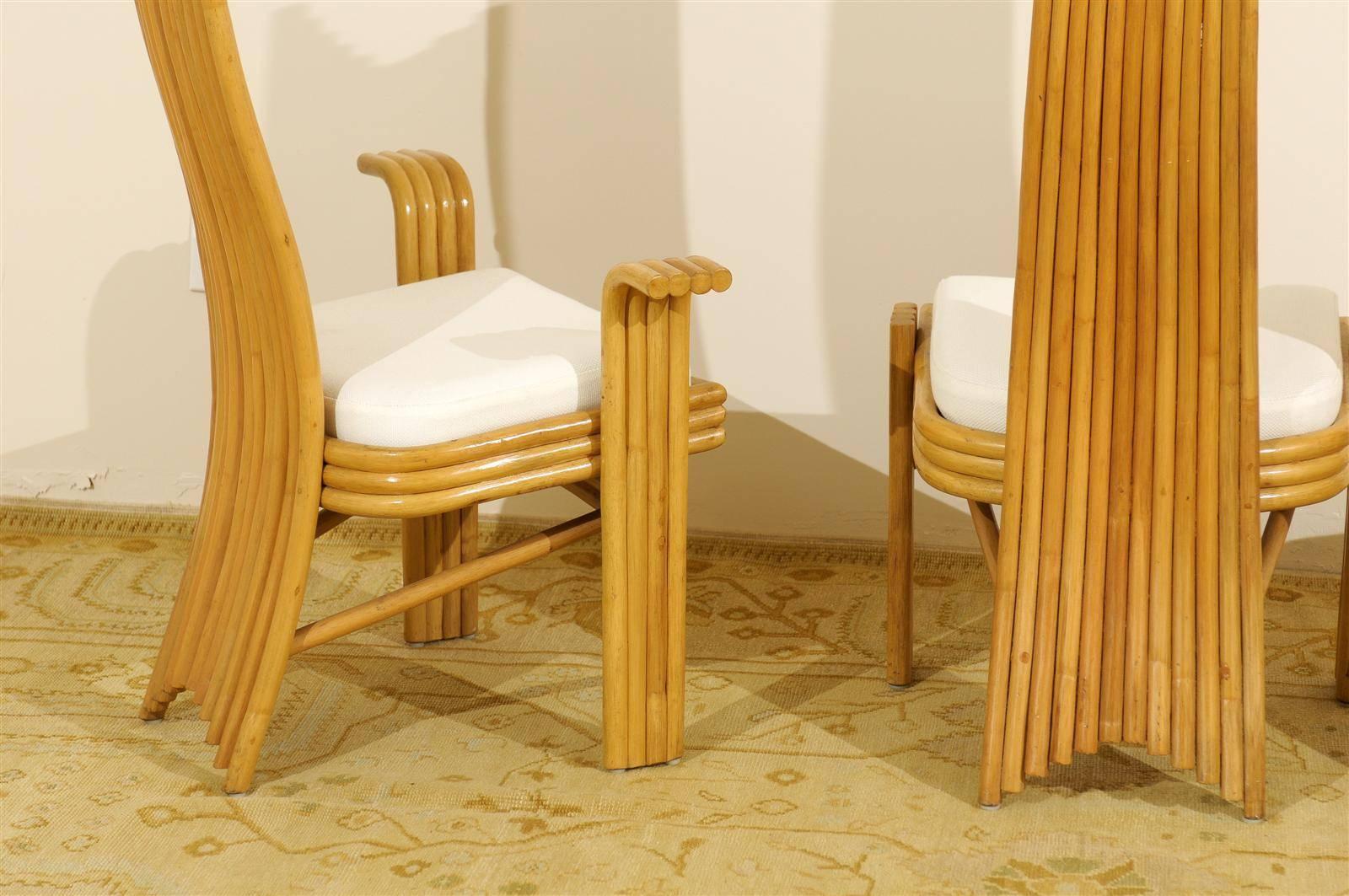 Magnifique ensemble de six chaises de salle à manger modernes en rotin de style Mackintosh en vente 2