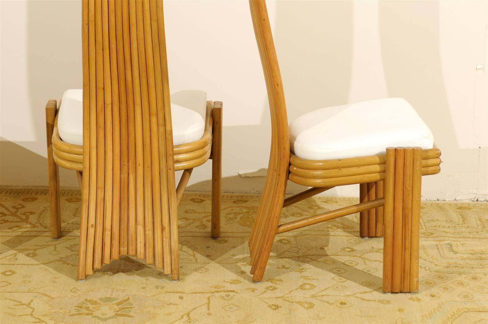 Magnifique ensemble de six chaises de salle à manger modernes en rotin de style Mackintosh en vente 3