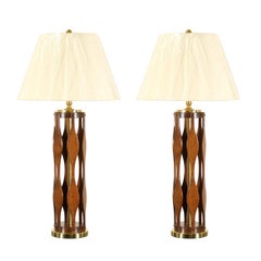 Retro Restored Pair of Italian Modern Lamps in Walnut and Brass