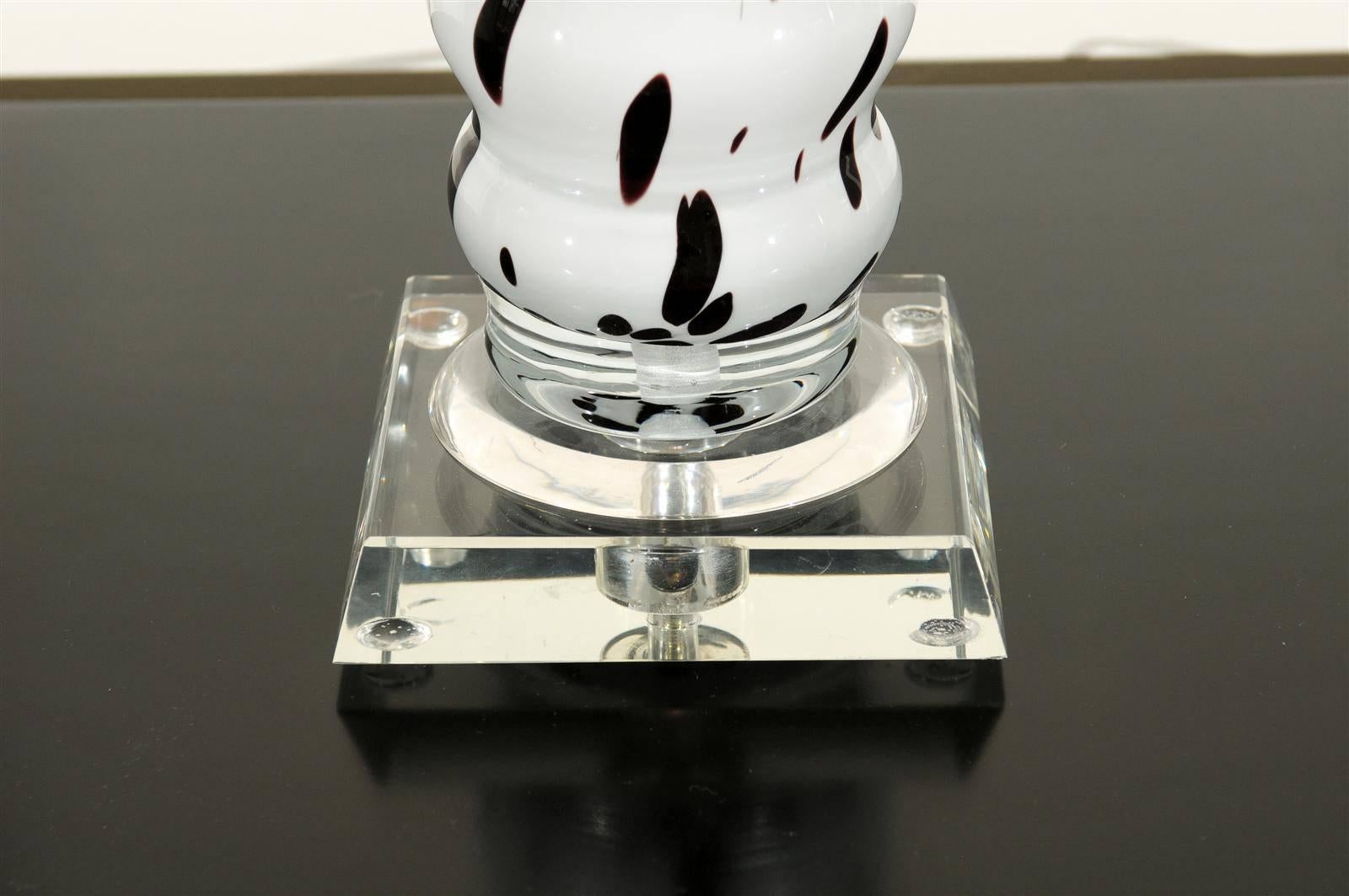 Lampes vintage en verre soufflé crème et framboise chocolat Excellent état - En vente à Atlanta, GA