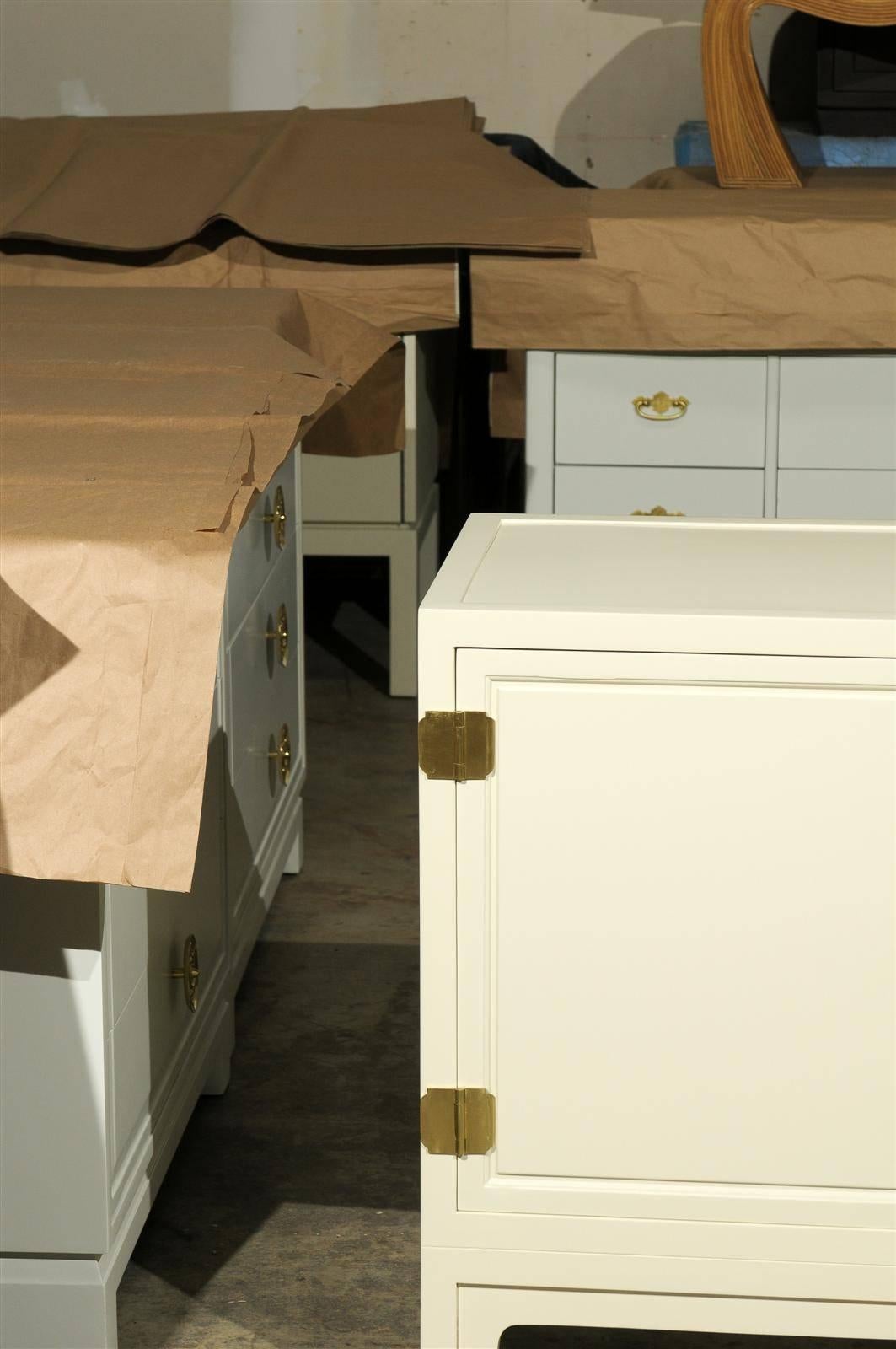 American Elegant Pair of Vintage Baker Cabinets Restored in Cream Lacquer