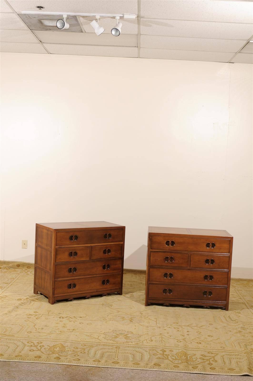 Mid-Century Modern Stunning Restored Pair of Walnut Chests by Michael Taylor for Baker, circa 1960 For Sale