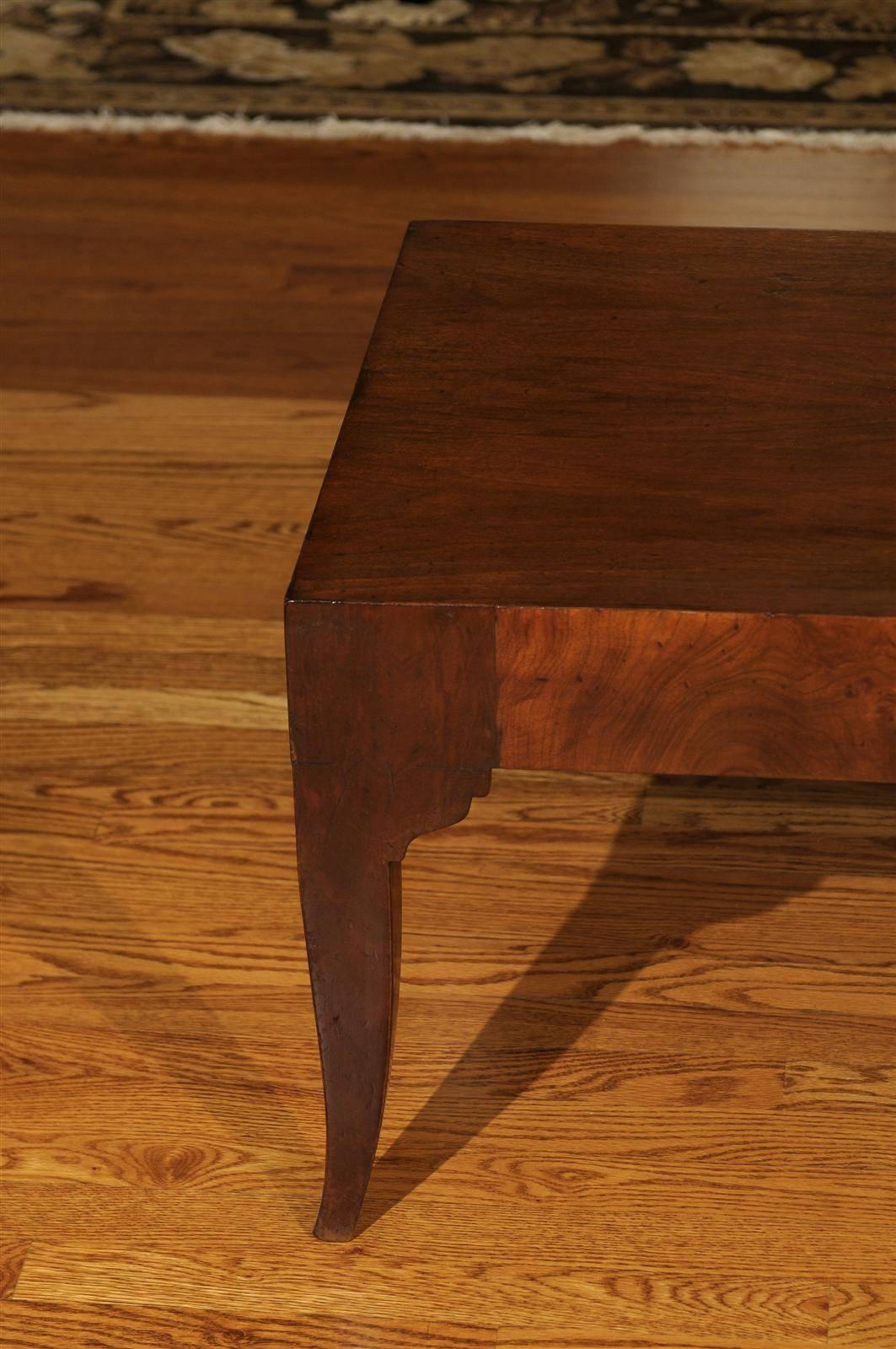 Mid-20th Century Stunning Restored Vintage Coffee Table in Bookmatched Walnut For Sale