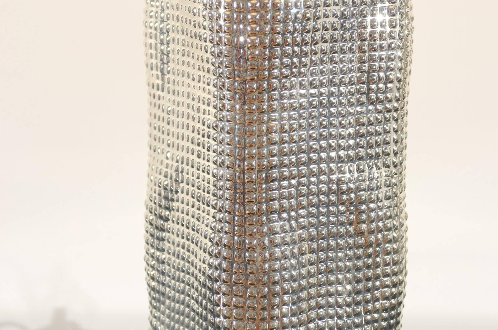 Spectaculaire paire de lampes gratte-ciel en verre mercuré fondu personnalisées en forme de dôme en vente 1