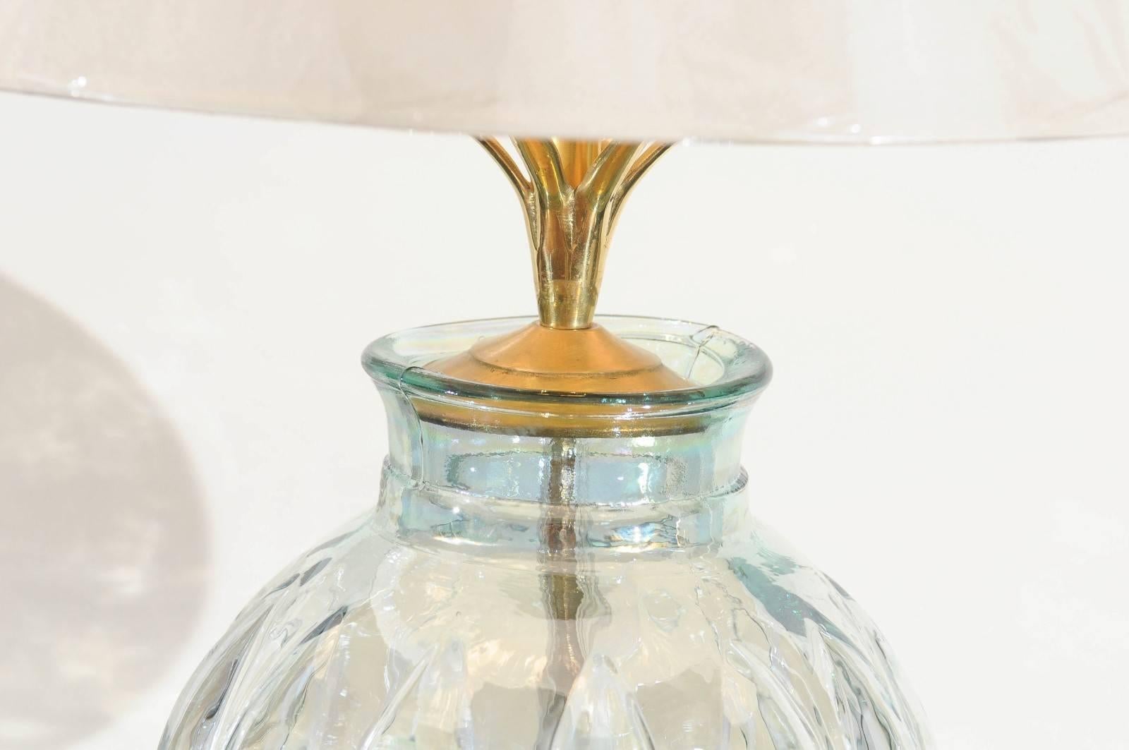 Zwei fabelhafte mundgeblasene Glasgefäße als maßgefertigte Lampen (Geblasenes Glas) im Angebot