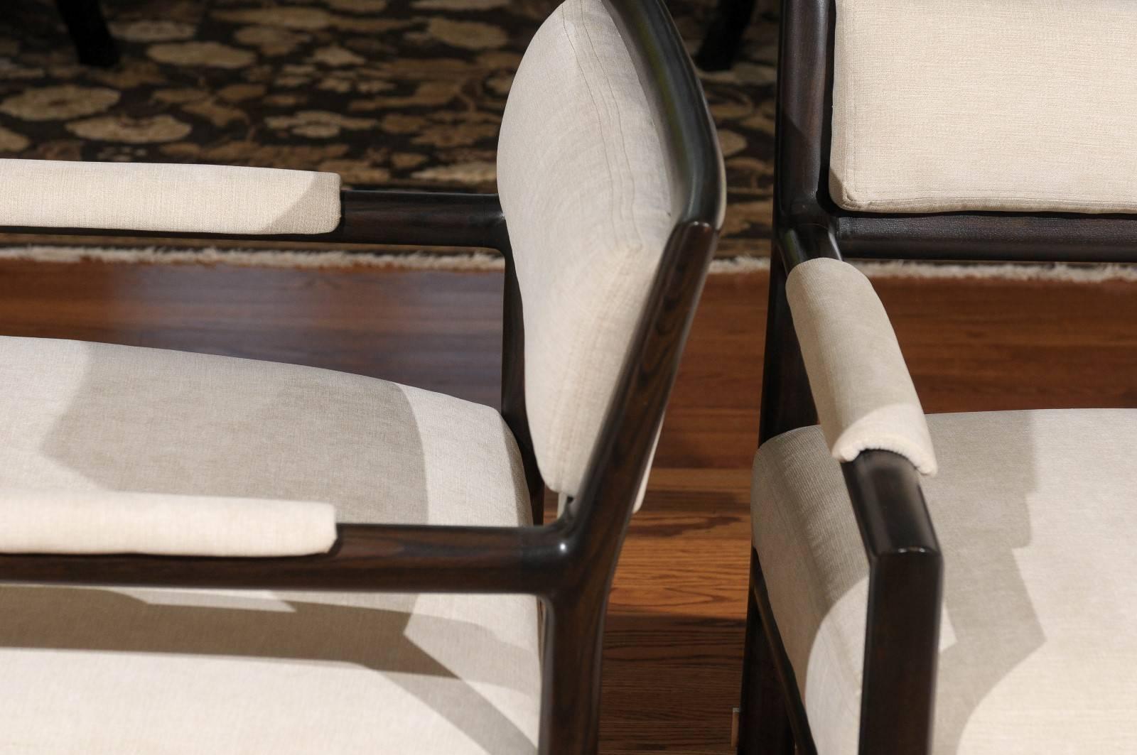 Excepcional Pareja de Sillas de Salón de Fresno de Edward Wormley para Dunbar, c 1967 en venta 1