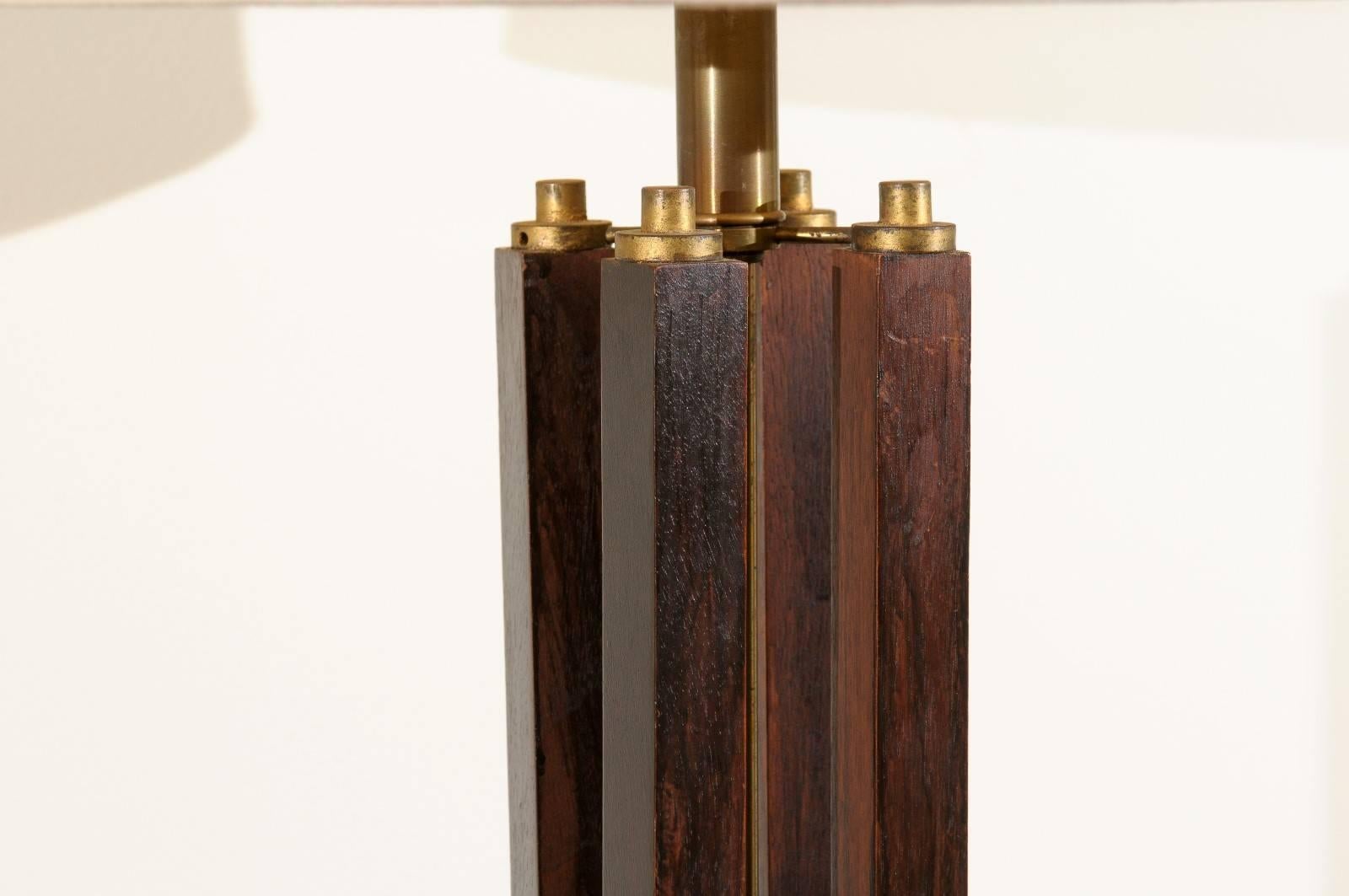 Dramatic Pair of Large-Scale Walnut and Brass Lamps by Laurel, circa 1970 In Excellent Condition For Sale In Atlanta, GA