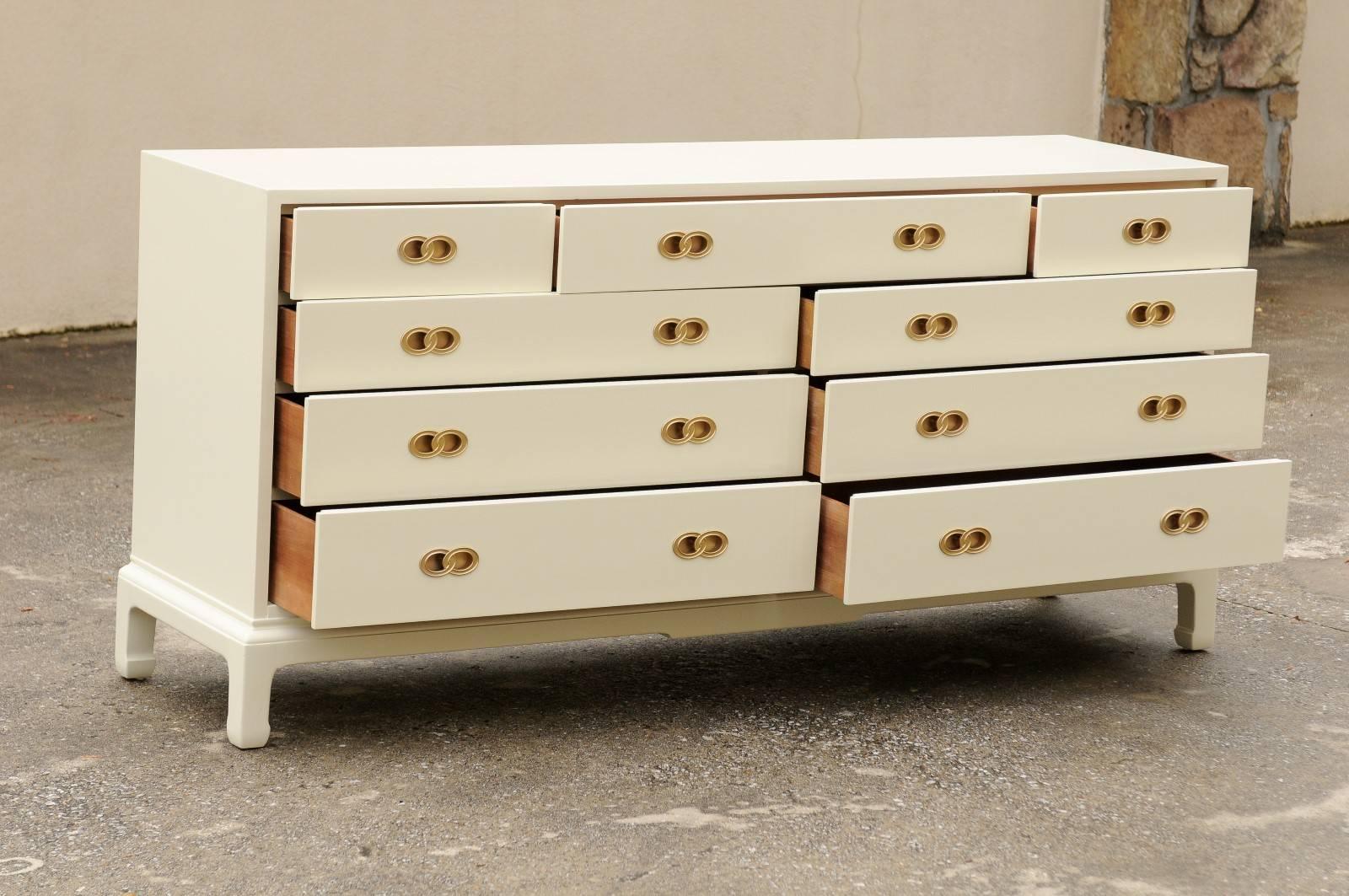 American Stylish Restored Ten-Drawer Mahogany Chest by Henredon in Cream Lacquer