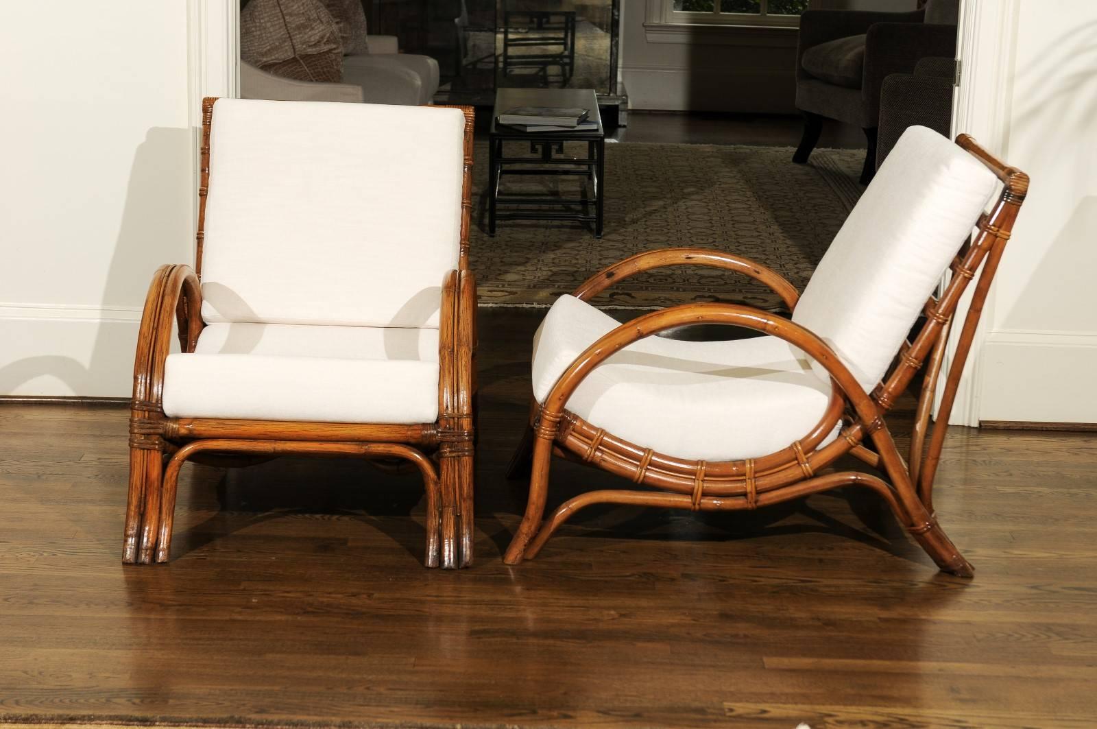 Stylish Restored Pair of Rattan Loungers with Matching Ottoman, circa 1960 2