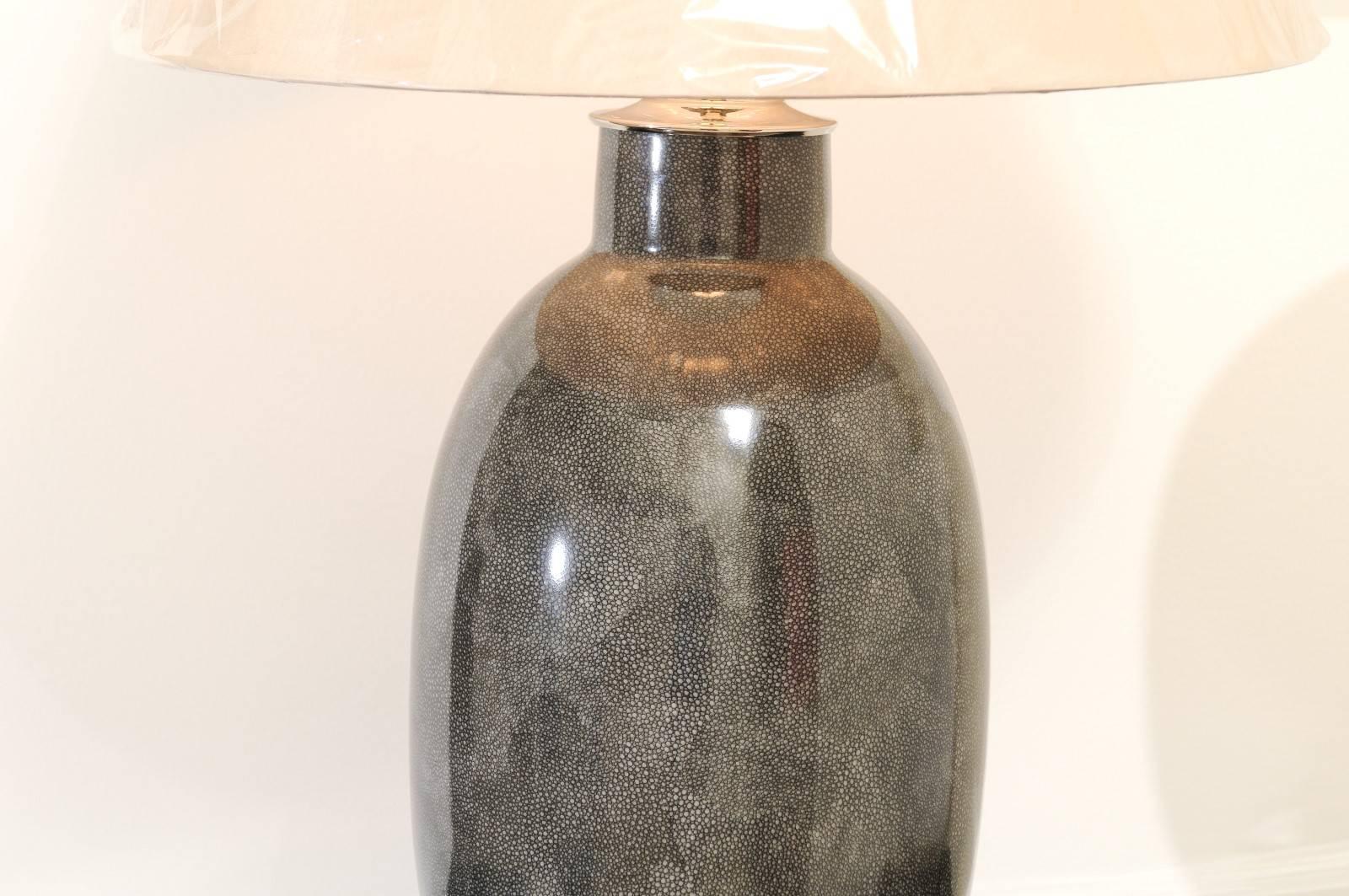 Killer Pair of Faux-Shagreen Ceramic Lamps in Charcoal In Excellent Condition For Sale In Atlanta, GA