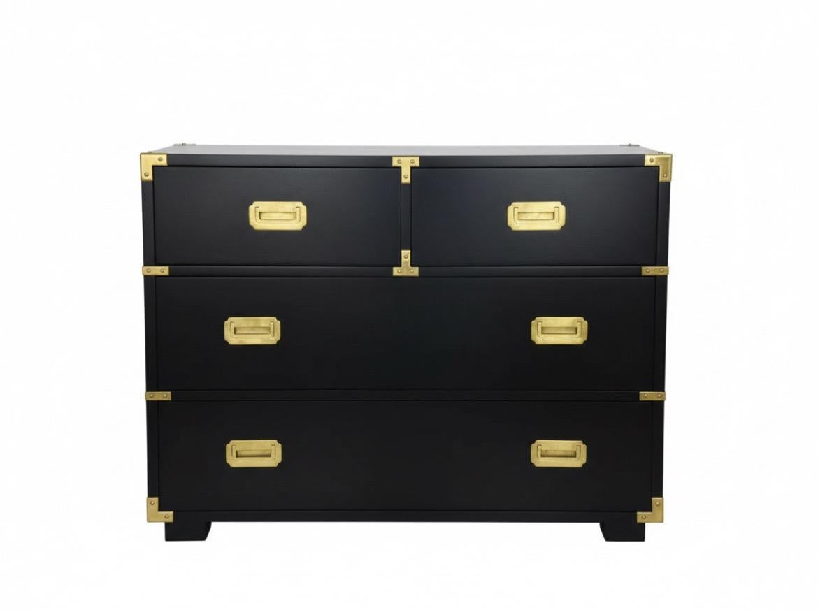 Striking Pair of Vintage Henredon Campaign Chests in Black Lacquer in vendita 6