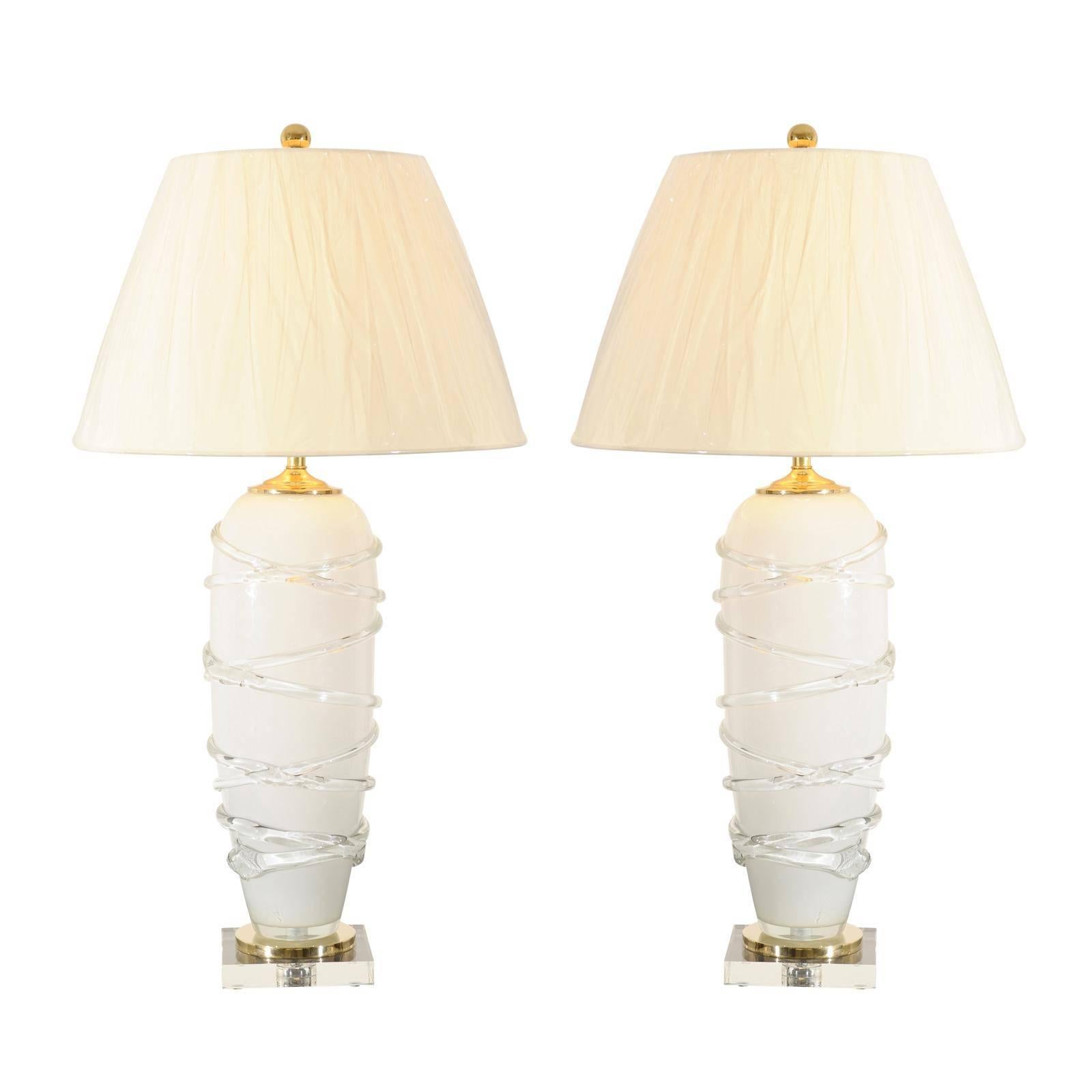 Dazzling Restored Pair of Cream Opaque Blown Glass Lamps, circa 1980 For Sale