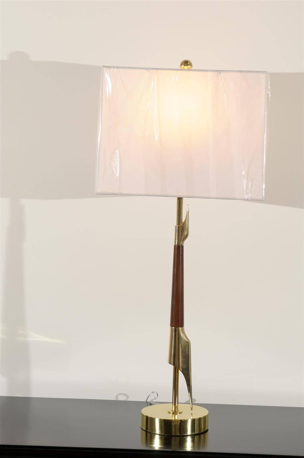 American Restored Pair of Elegant Rembrandt Rocket Lamps in Walnut and Brass For Sale