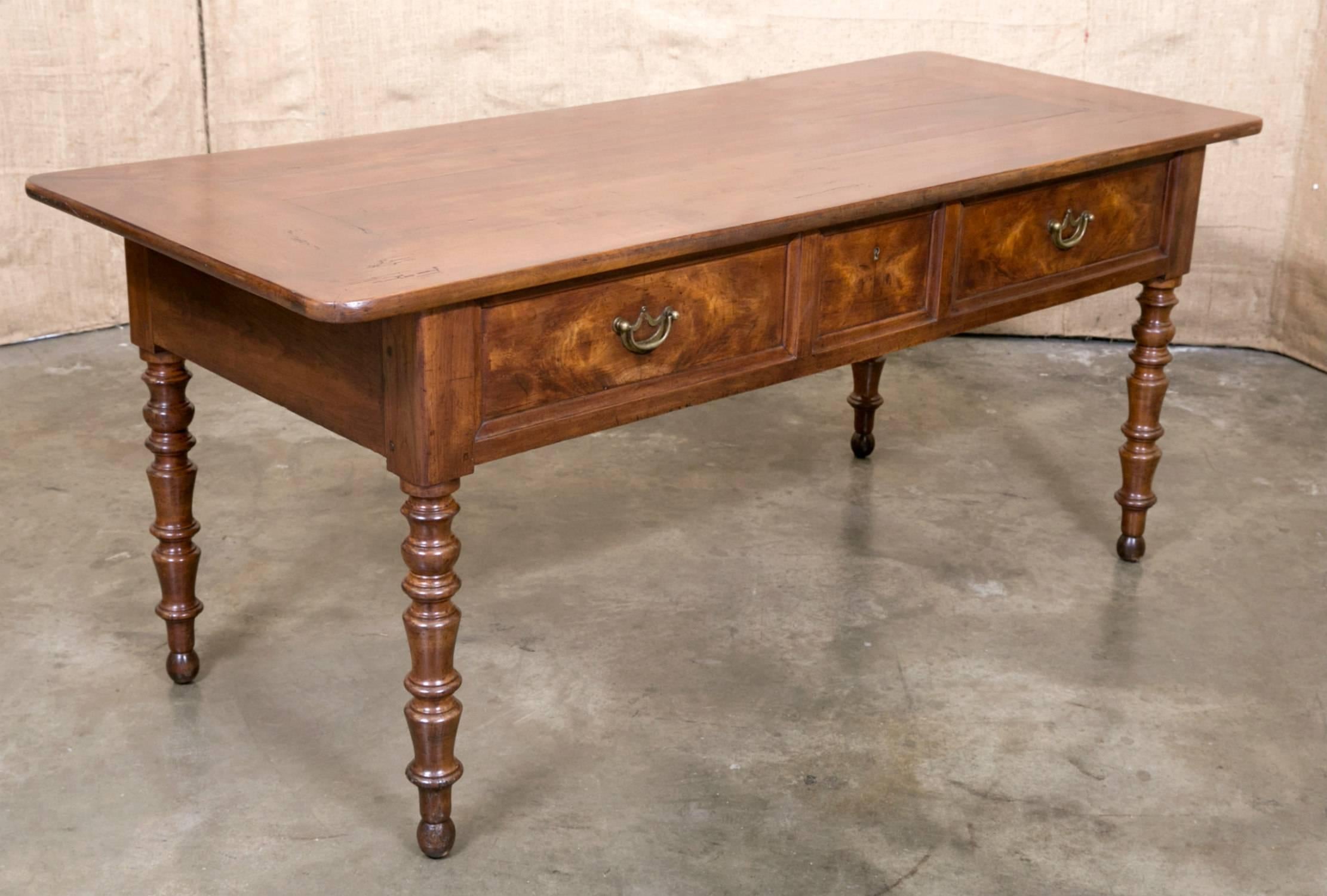 Antique French Period Louis Philippe Cherry Desk with Bookmatched Front In Excellent Condition In Birmingham, AL