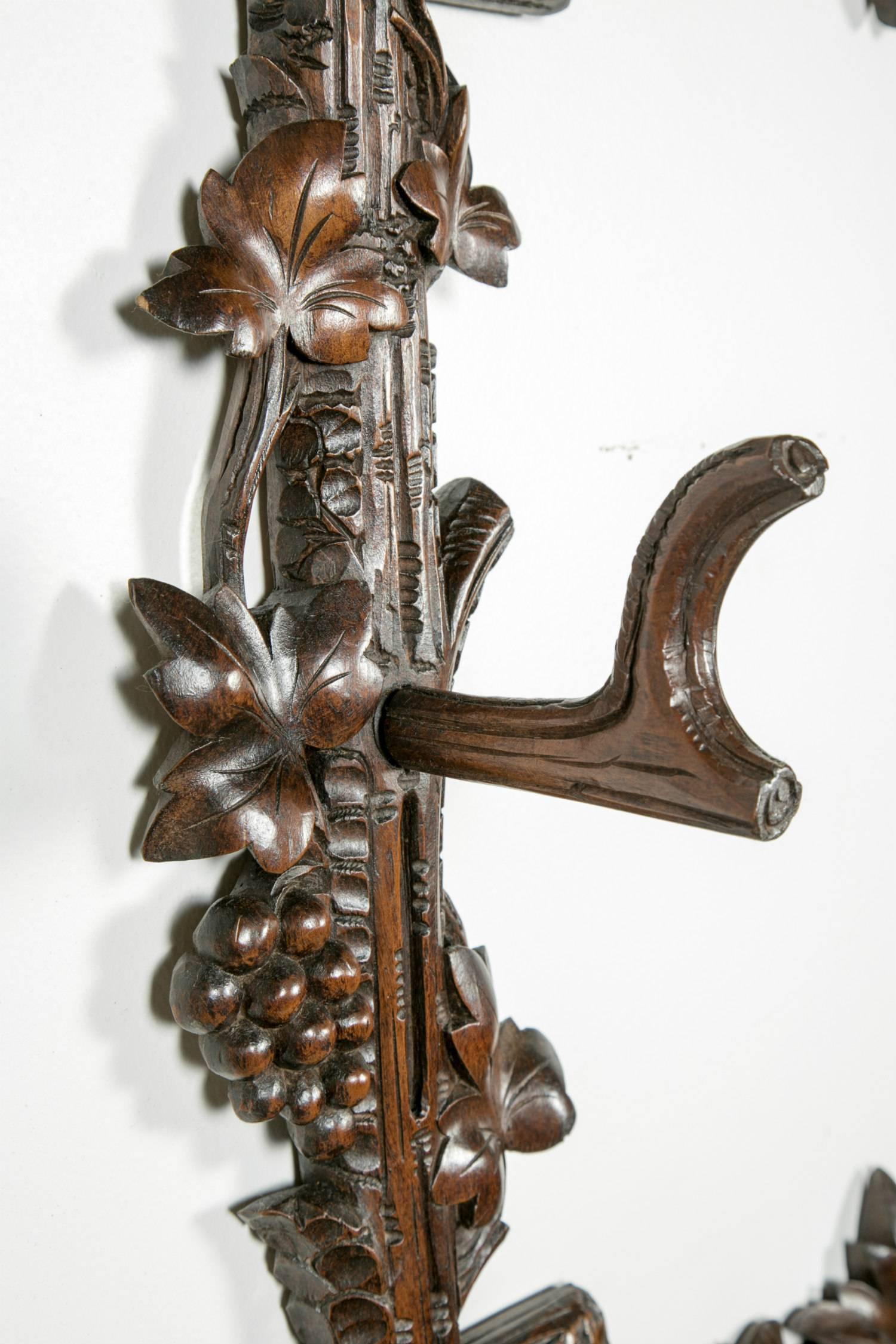 Hand-Carved Black Forest Stag Head Gun Rack 2