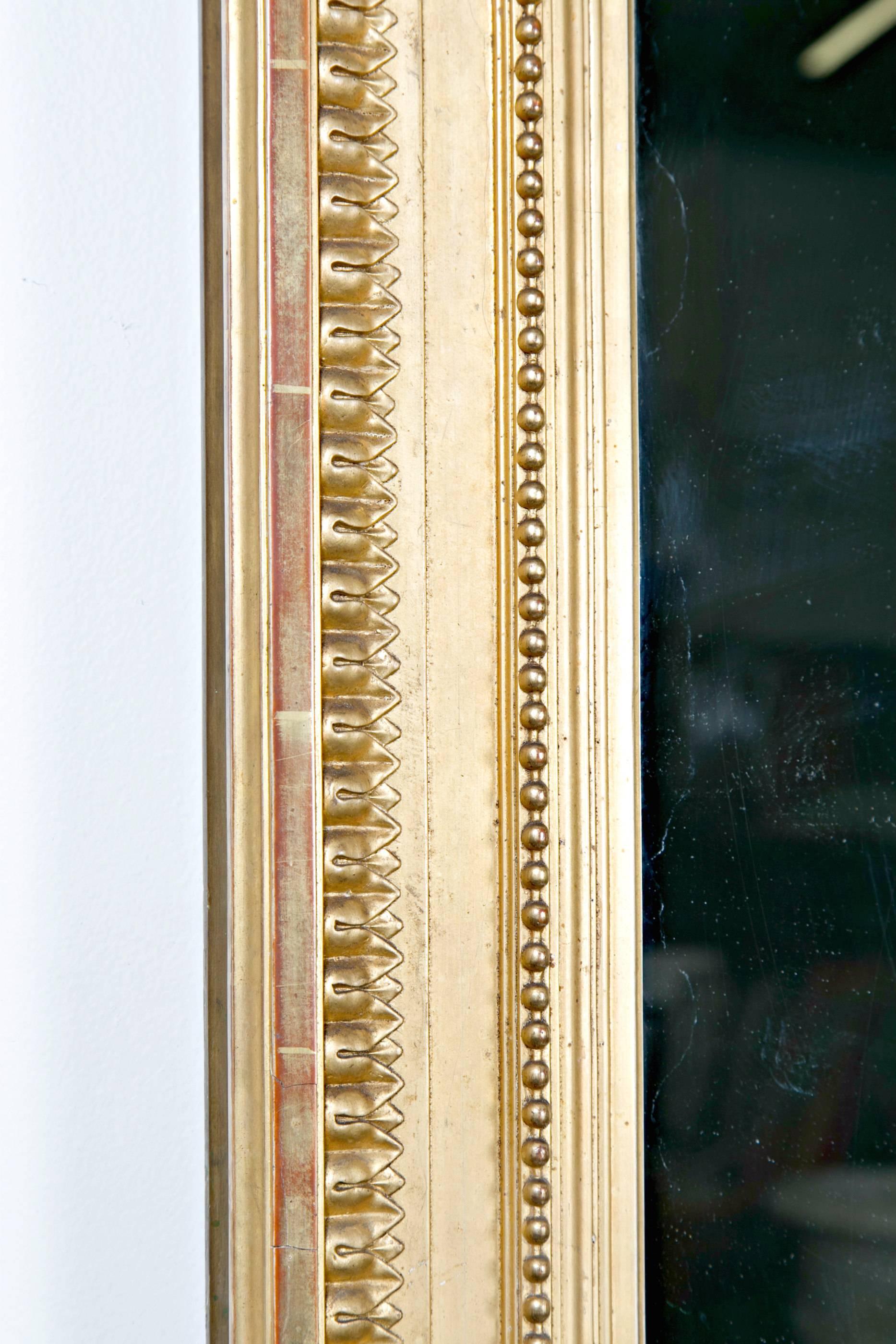 French Louis XVI Style Carved Giltwood Mirror, circa 1820s 1