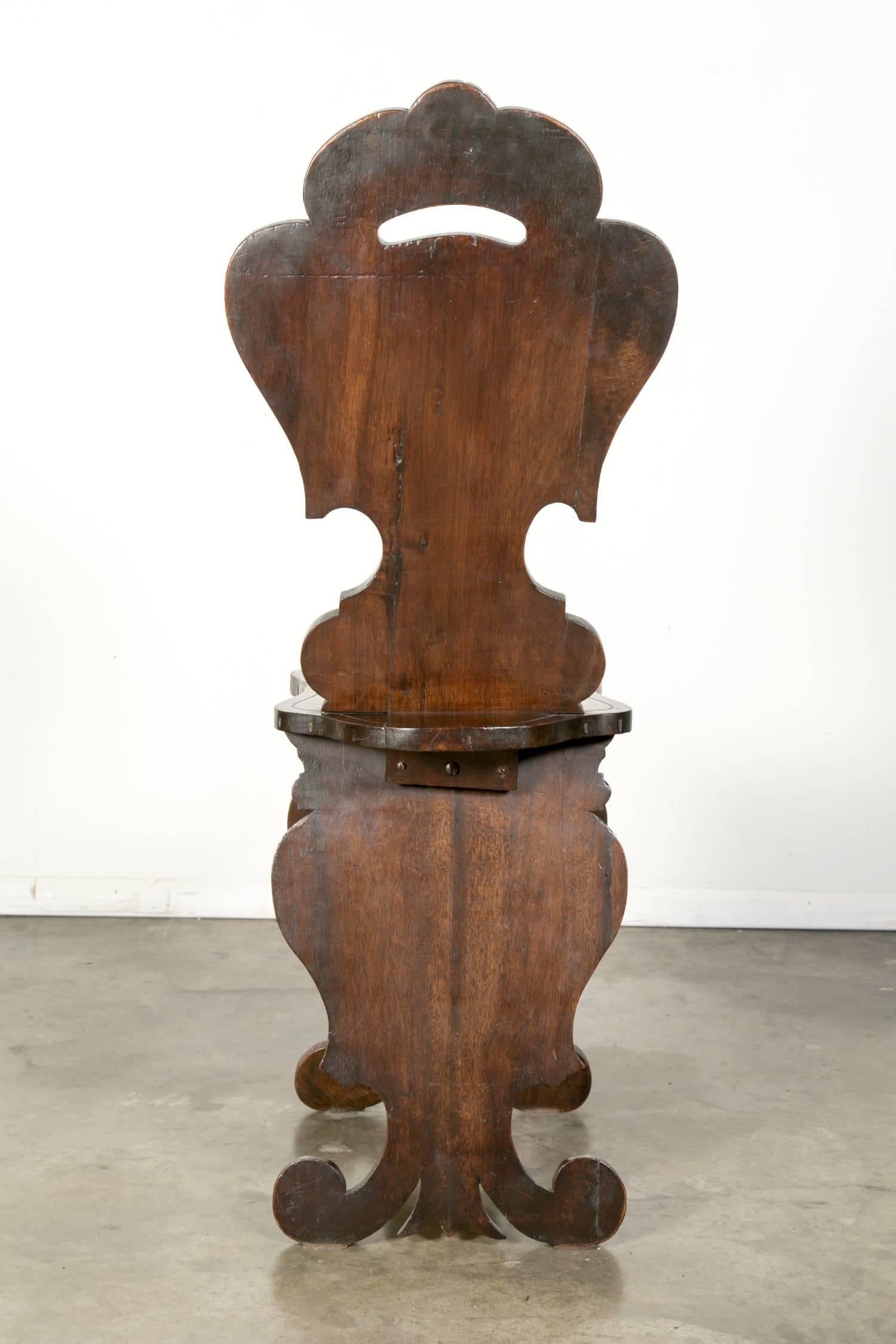 18th Century Italian Walnut Sgabello Hall Chair 2