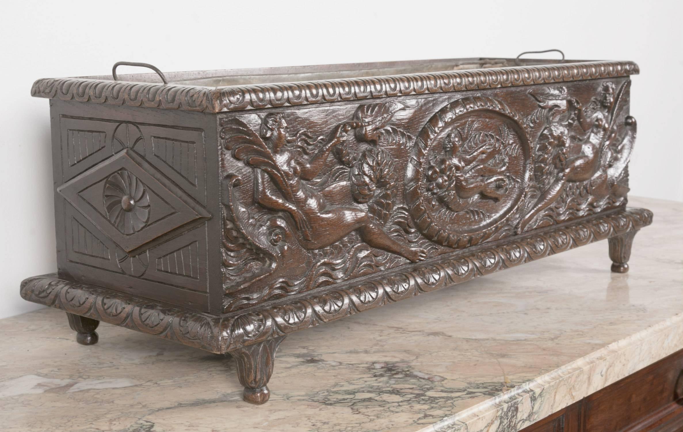 Large 19th Century French Carved Oak Jardiniere or Planter In Excellent Condition In Birmingham, AL