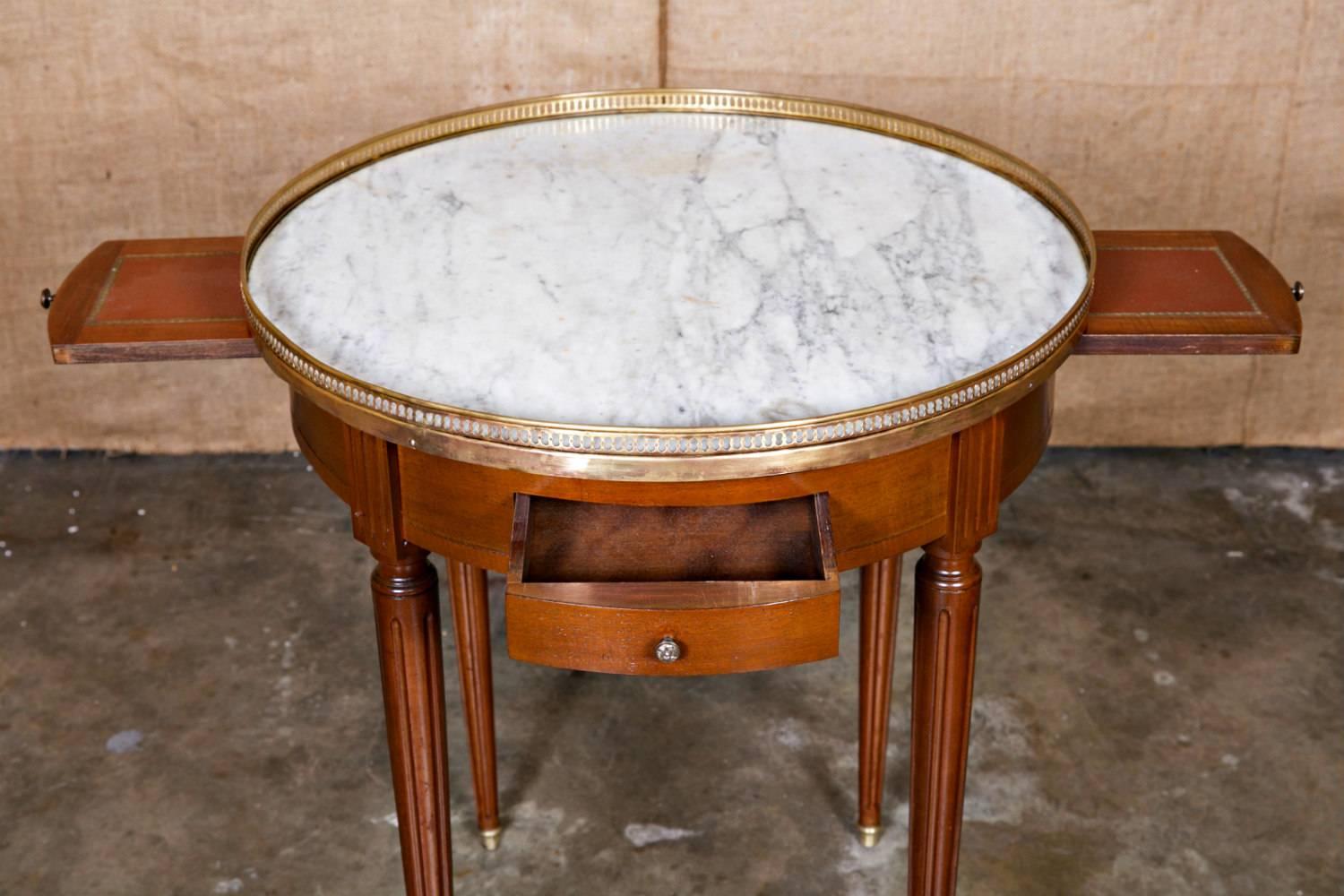 French Louis XVI Bouillotte Table In Excellent Condition In Birmingham, AL