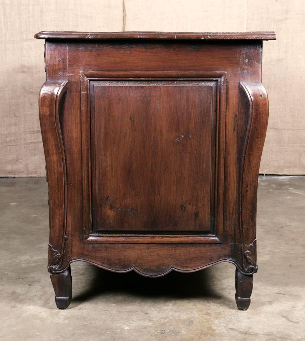 Rare 18th Century Period, French, Louis XV Commode For Sale 5