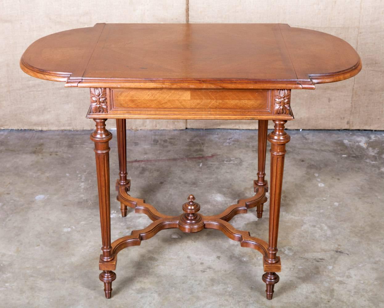 Louis XVI Style Drop-Leaf Side Table In Excellent Condition In Birmingham, AL