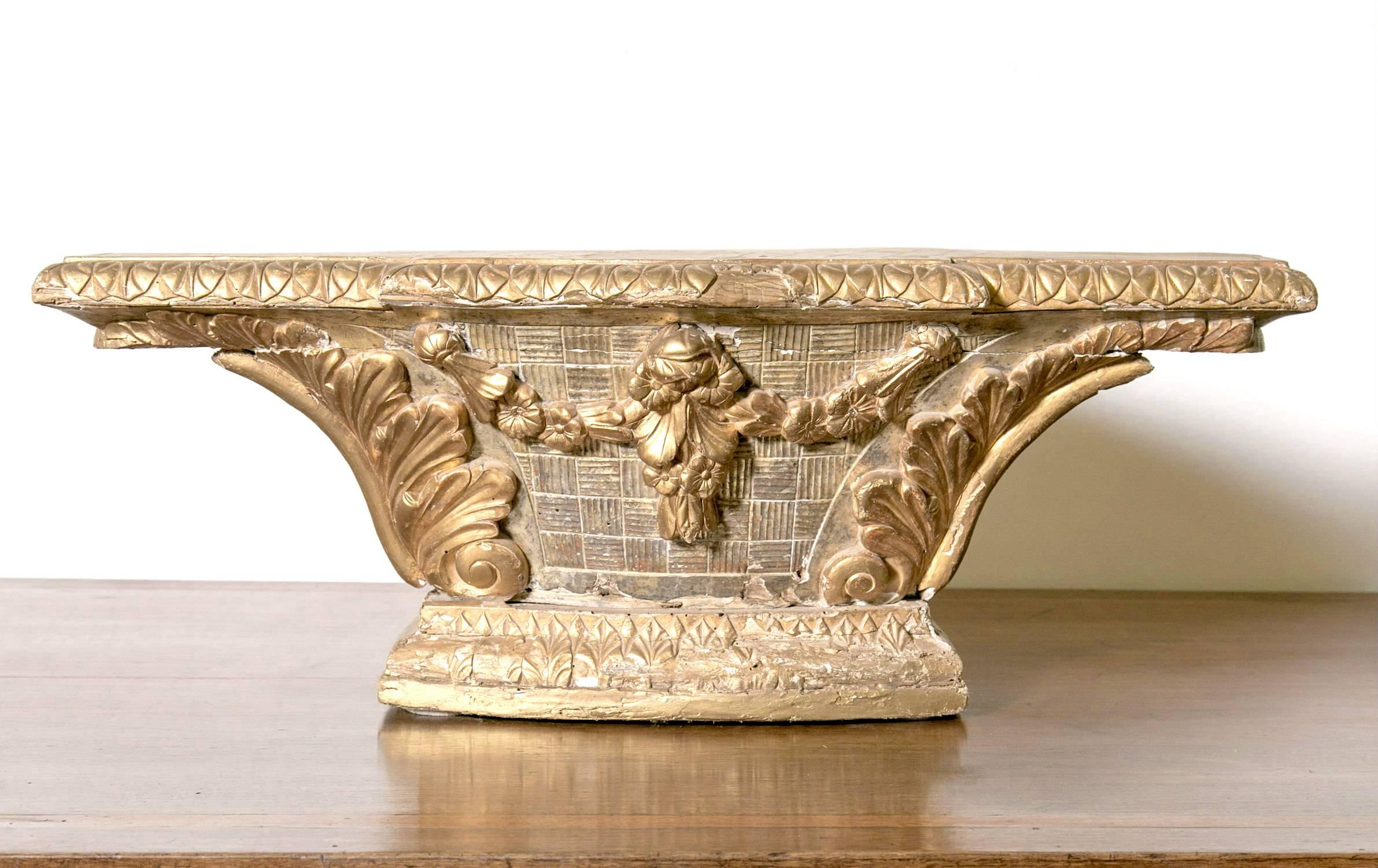 18th Century French Louis XVI Period Carved Giltwood Altar Pedestal In Good Condition For Sale In Birmingham, AL