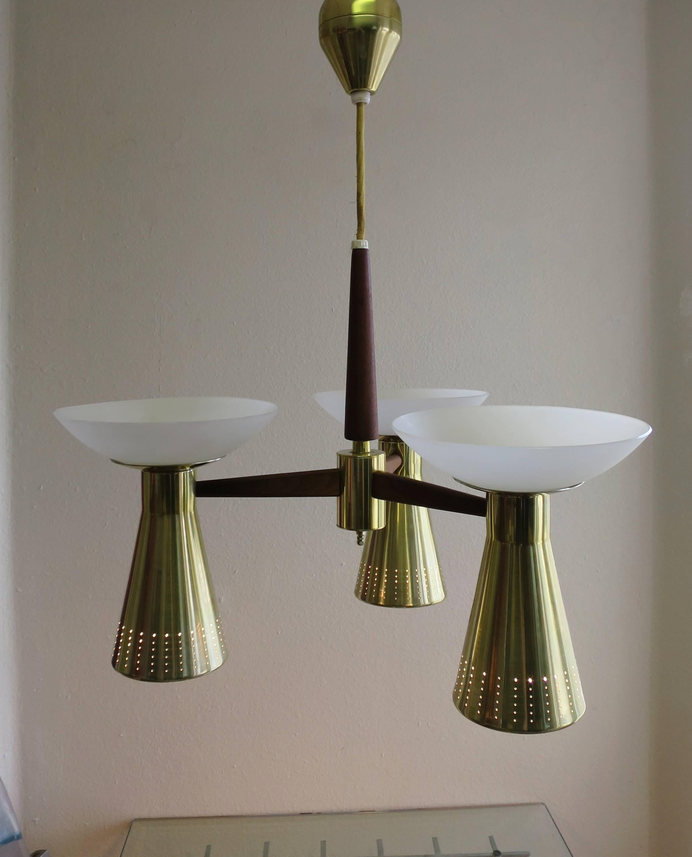 Mid-20th Century Lightolier Brass and Walnut Triple Pendant Hanging Lamp Chandelier