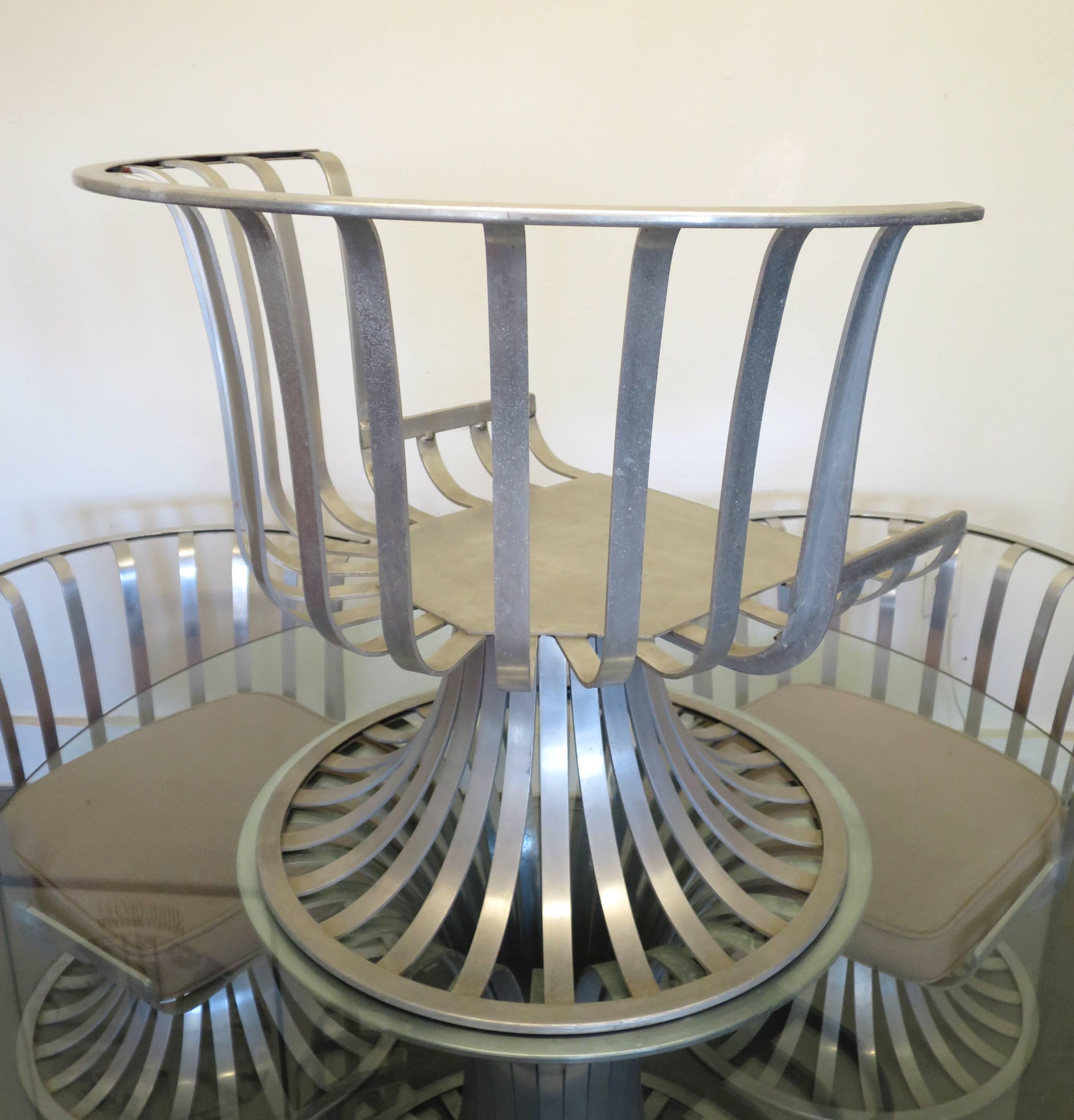 American Russell Woodard Aluminium Dining Table and Chairs For Sale