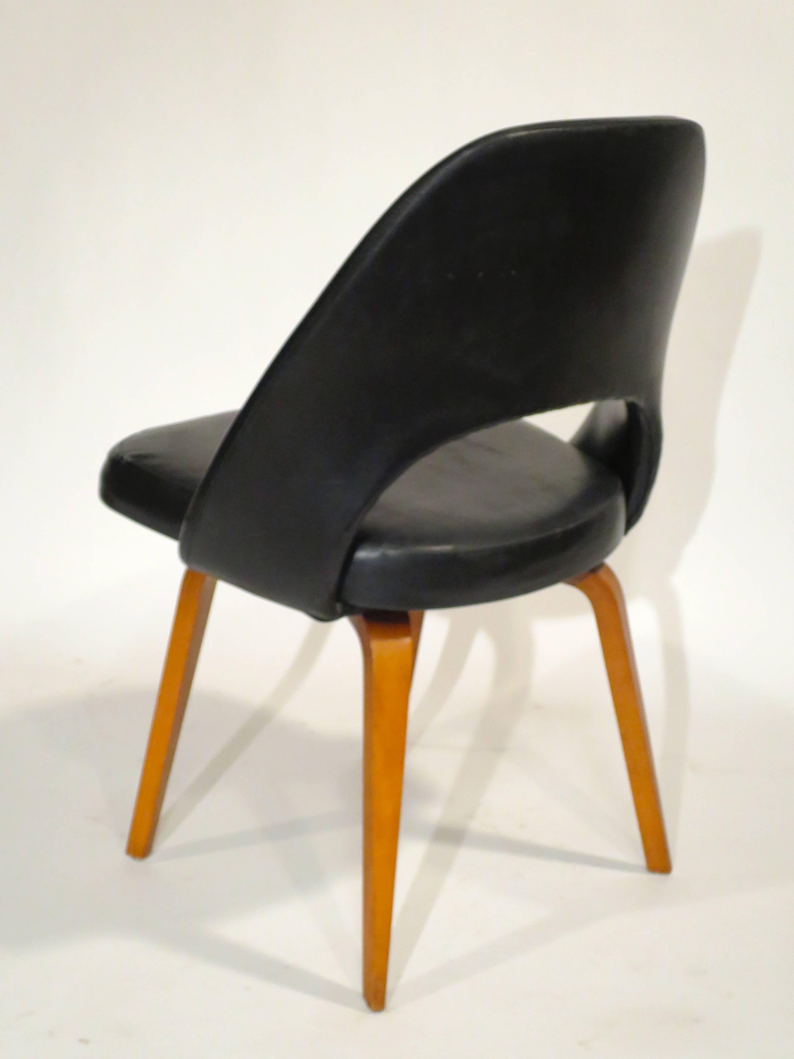 Eero Saarinen Side Chair, Knoll In Good Condition In San Diego, CA