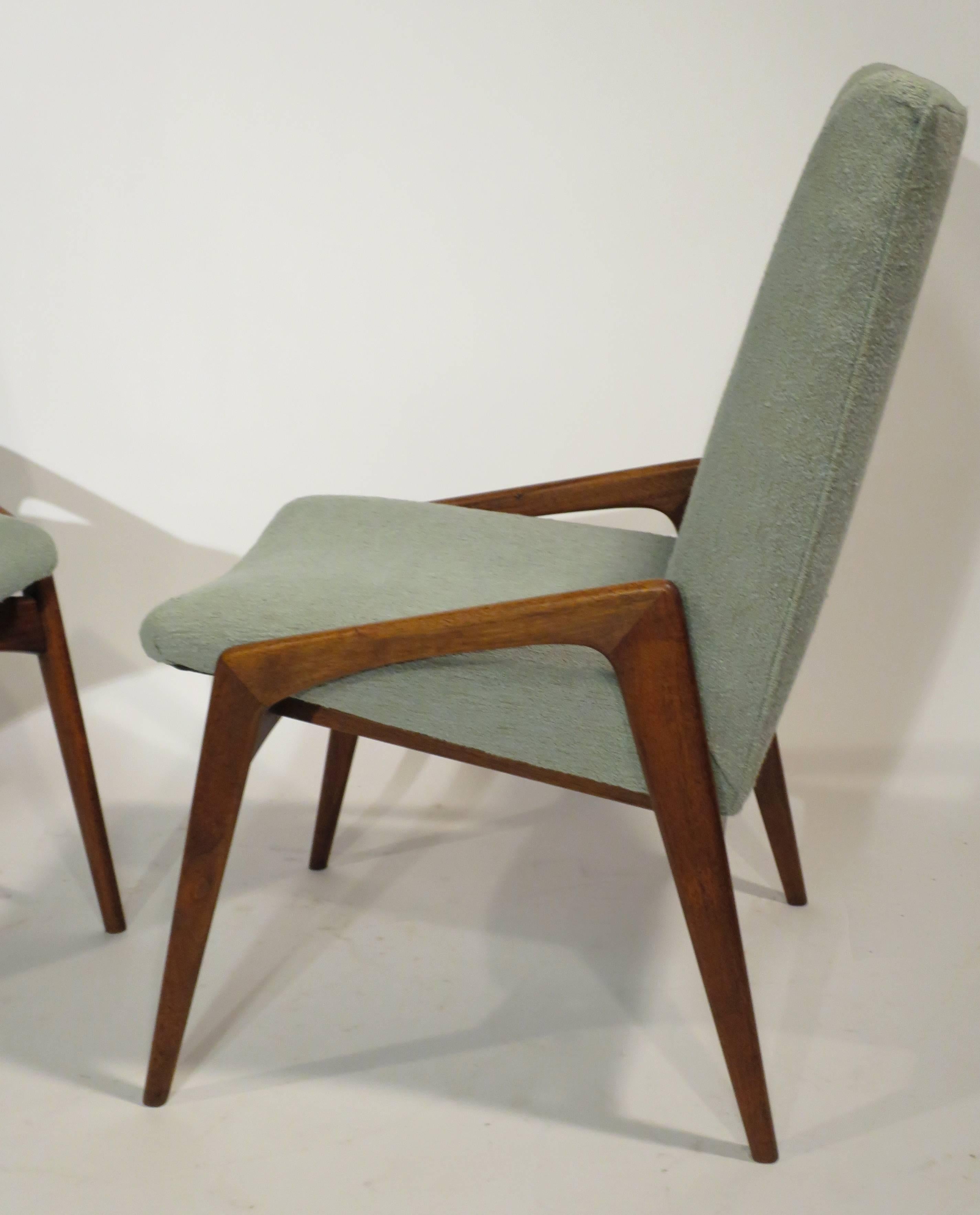 Mid-Century Modern Set of Four Mid-Century Dining Chairs
