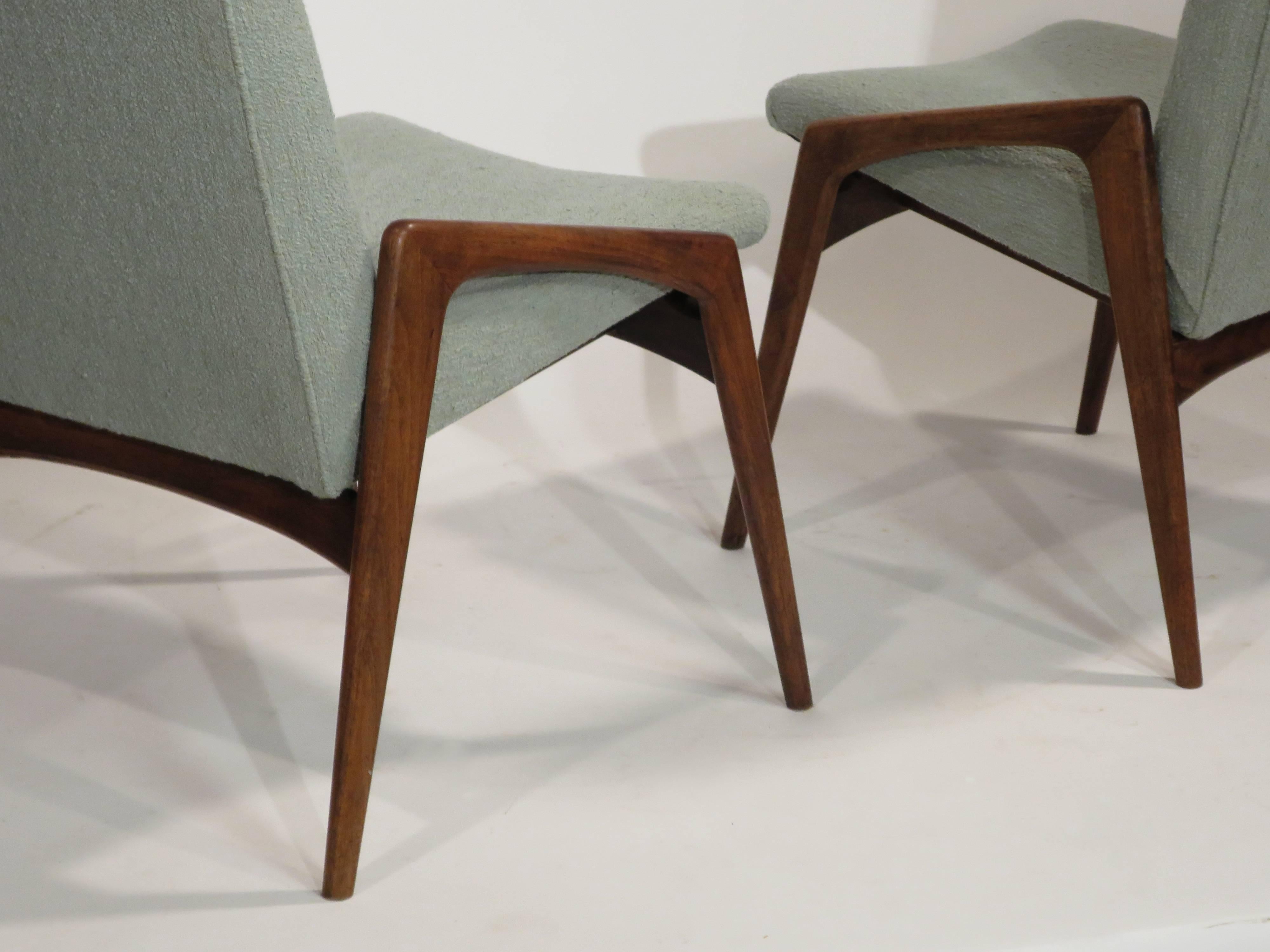 Walnut Set of Four Mid-Century Dining Chairs