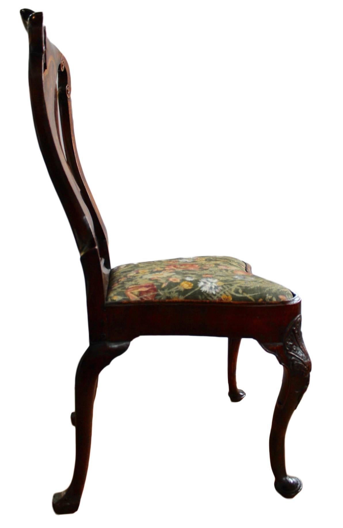 George I Walnut Upholstered Side Chair In Good Condition For Sale In Cleveland, OH