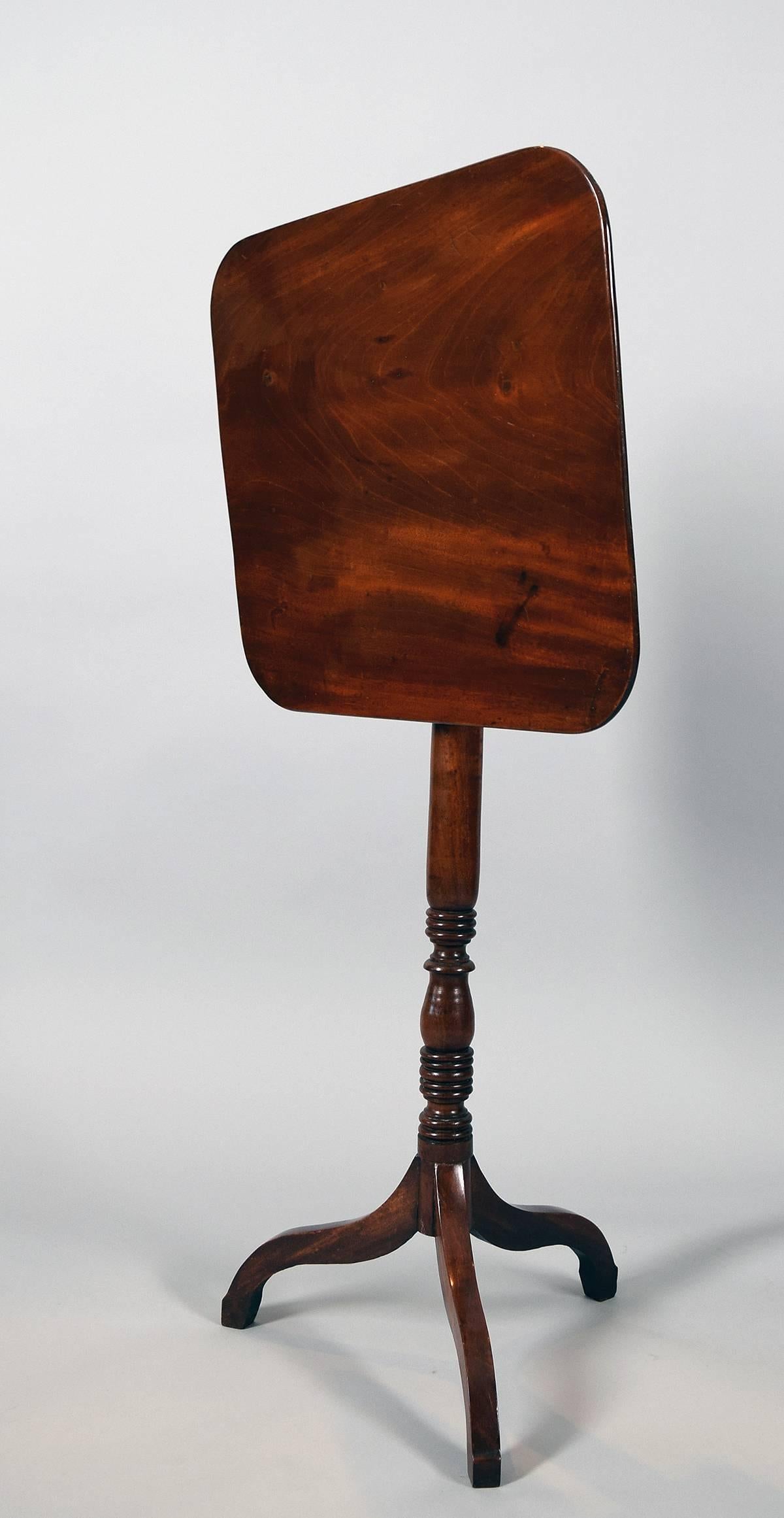 Late 18th Century English Mahogany Tilt-Top Candlestand For Sale