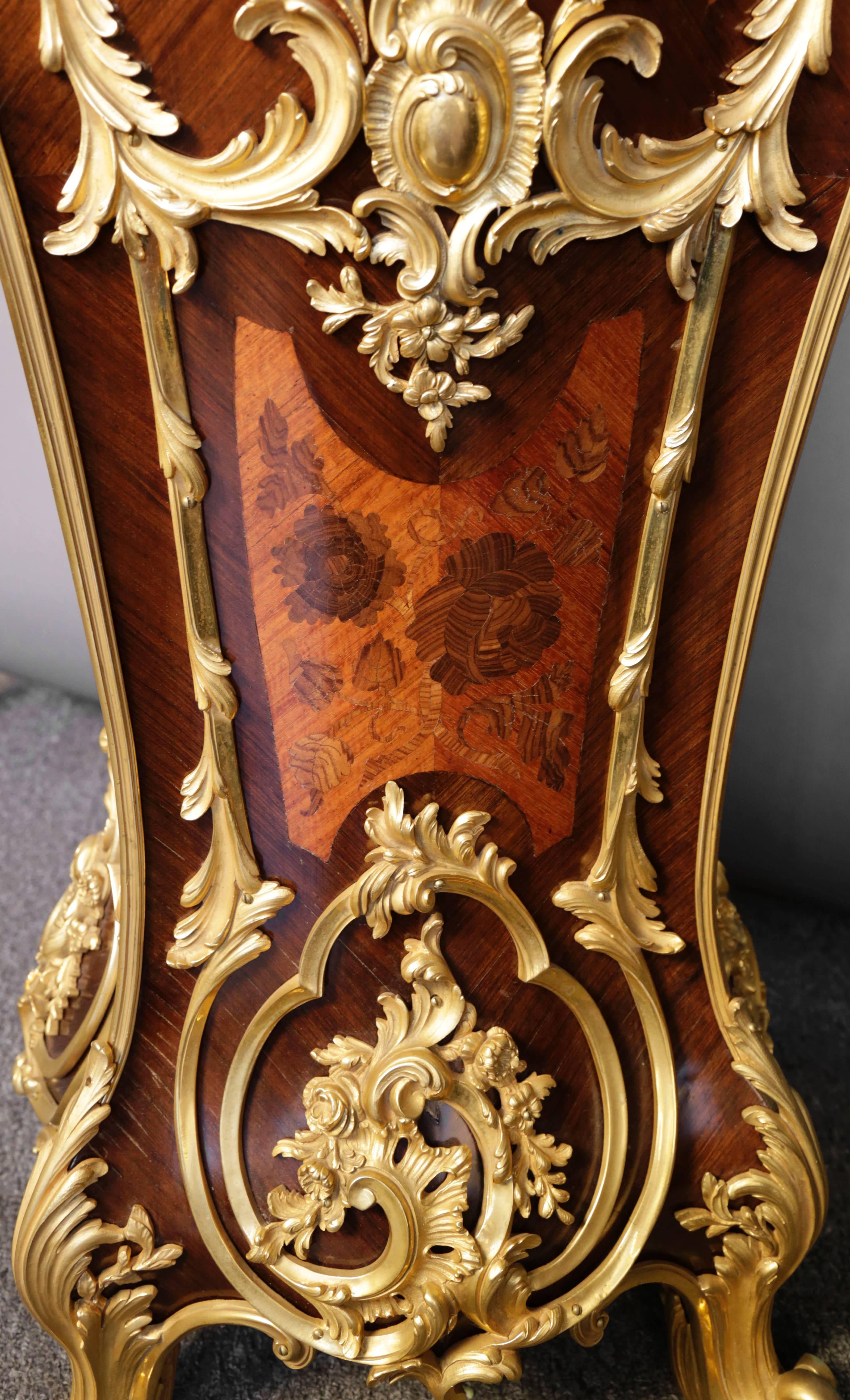 Fine and Rare Pair of Louis XV Style Gilt Bronze-Mounted Marquetry Pedestals For Sale 5
