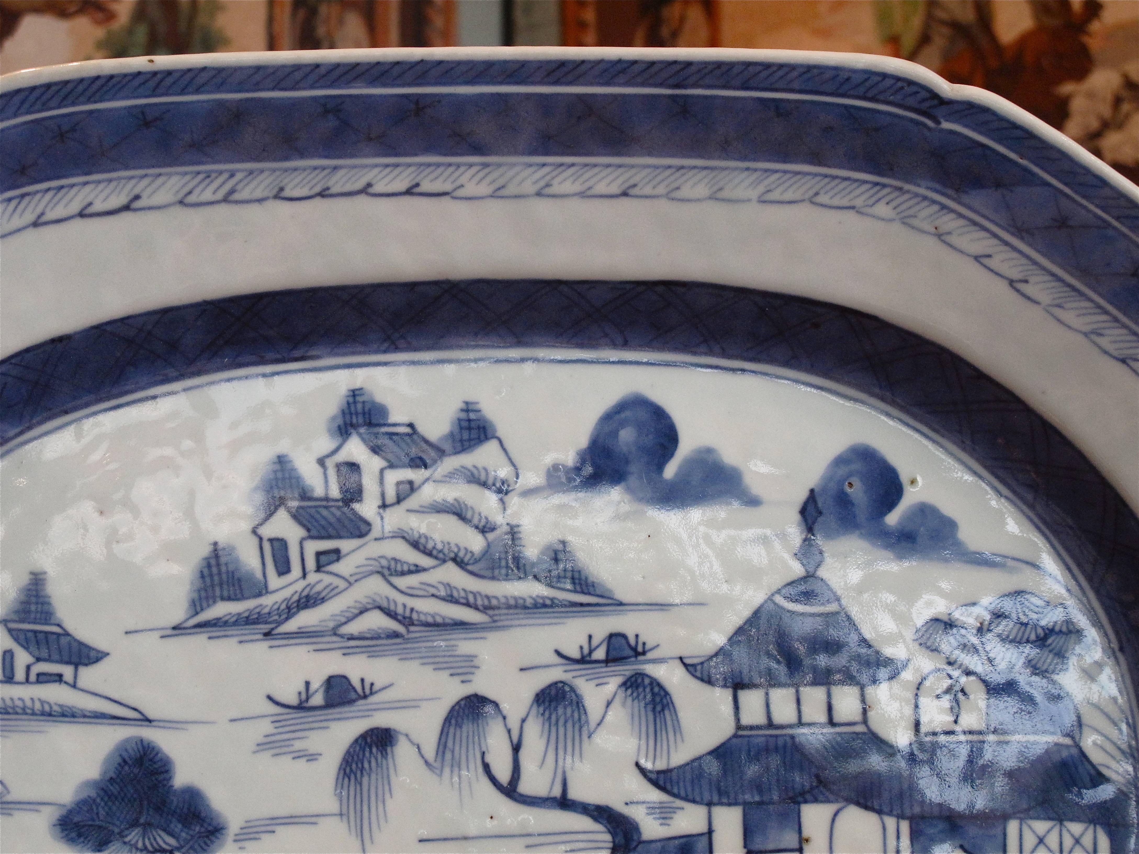 Chinese Export Large Canton Platter For Sale